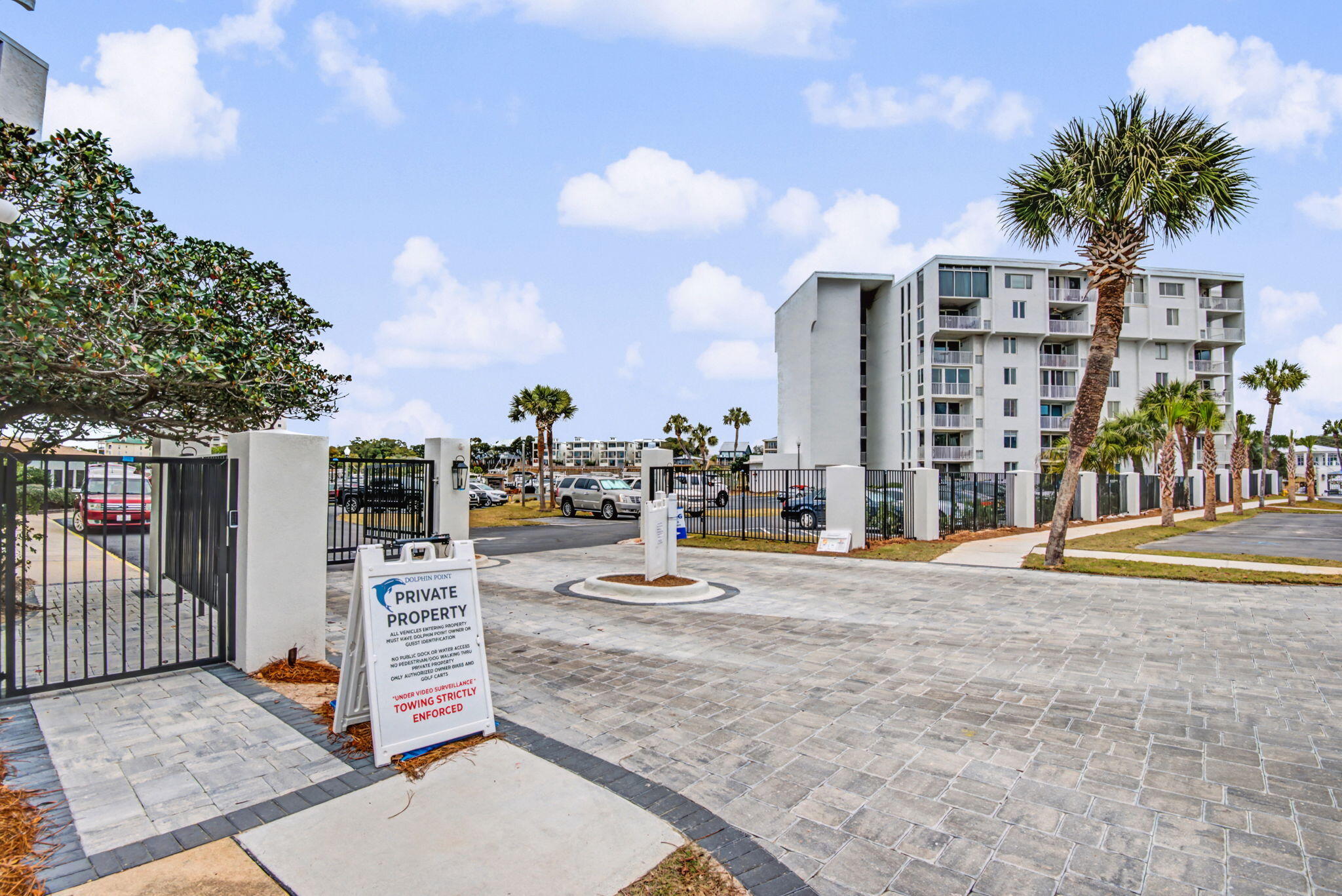 30 Moreno Point Road 306B
