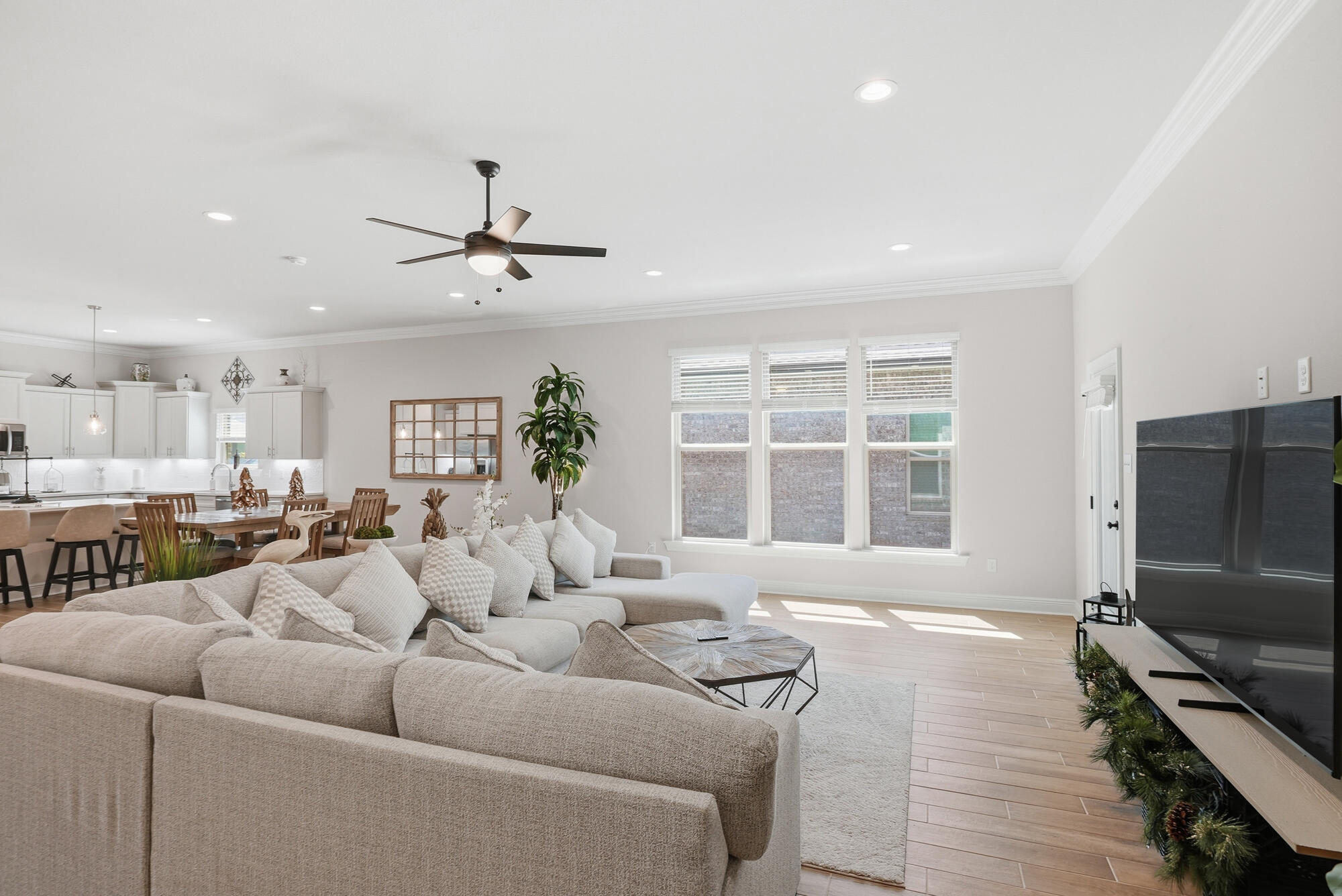 62 Brilliance Boulevard