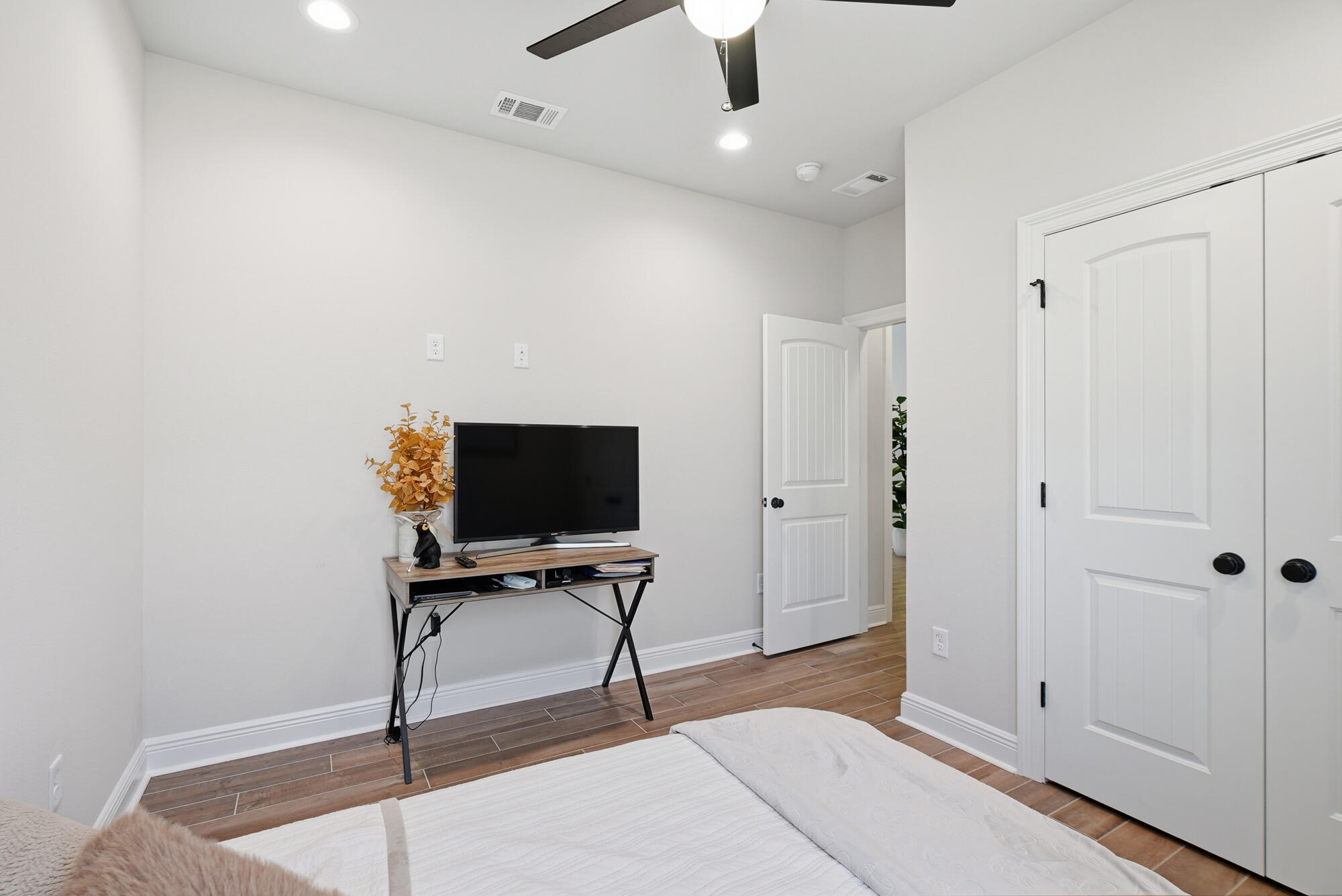 62 Brilliance Boulevard