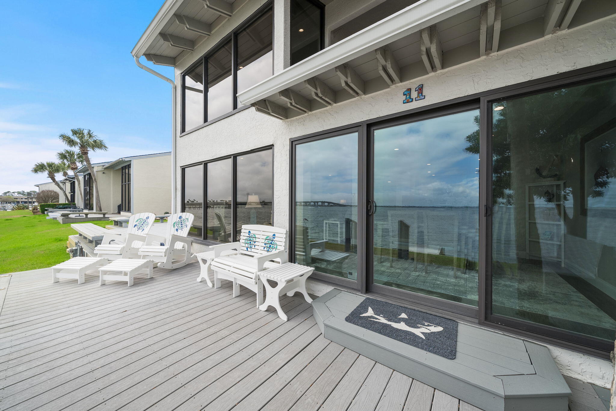 425 Bay Shore Drive UNIT 11