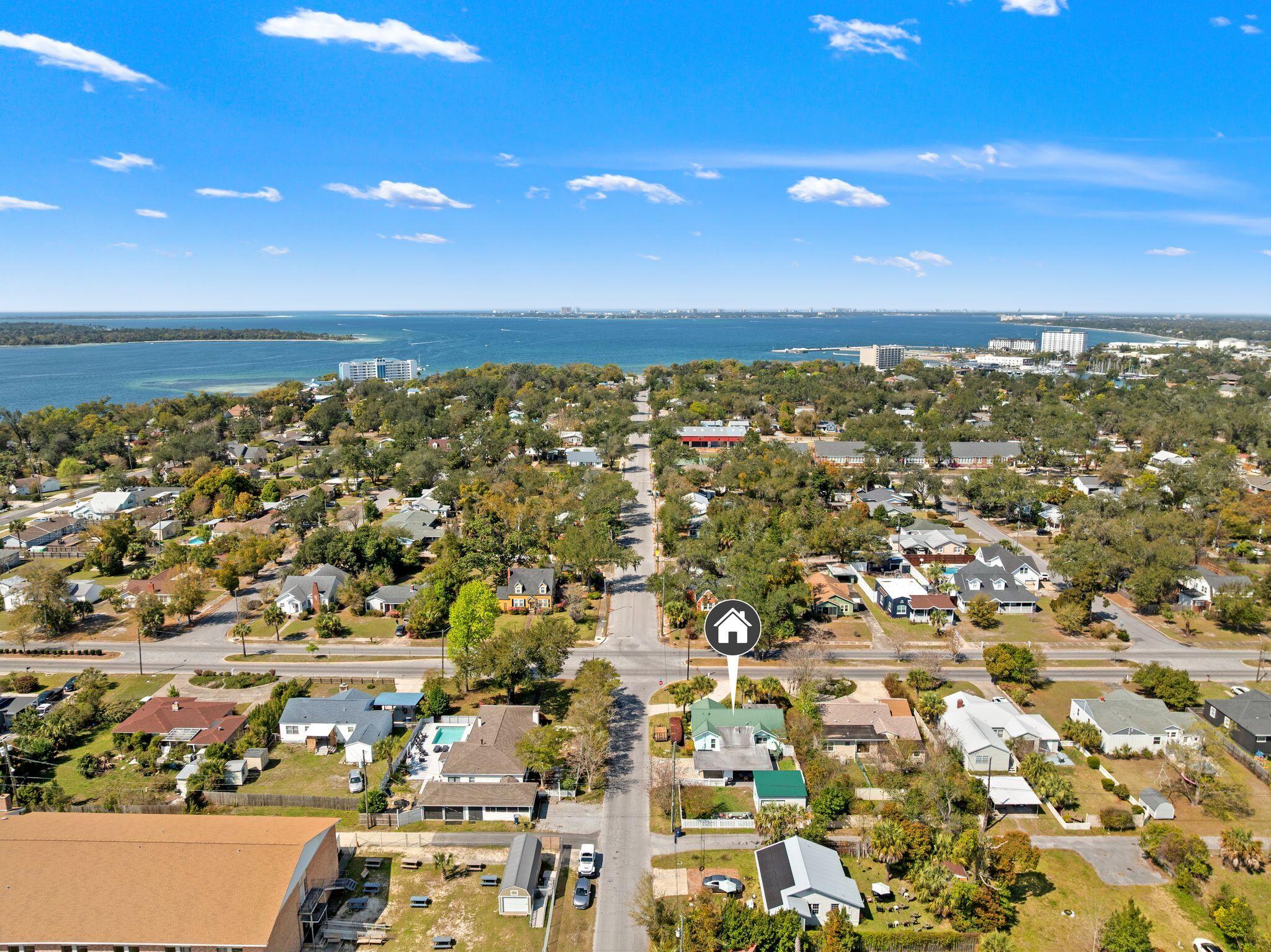 200 N Cove Boulevard