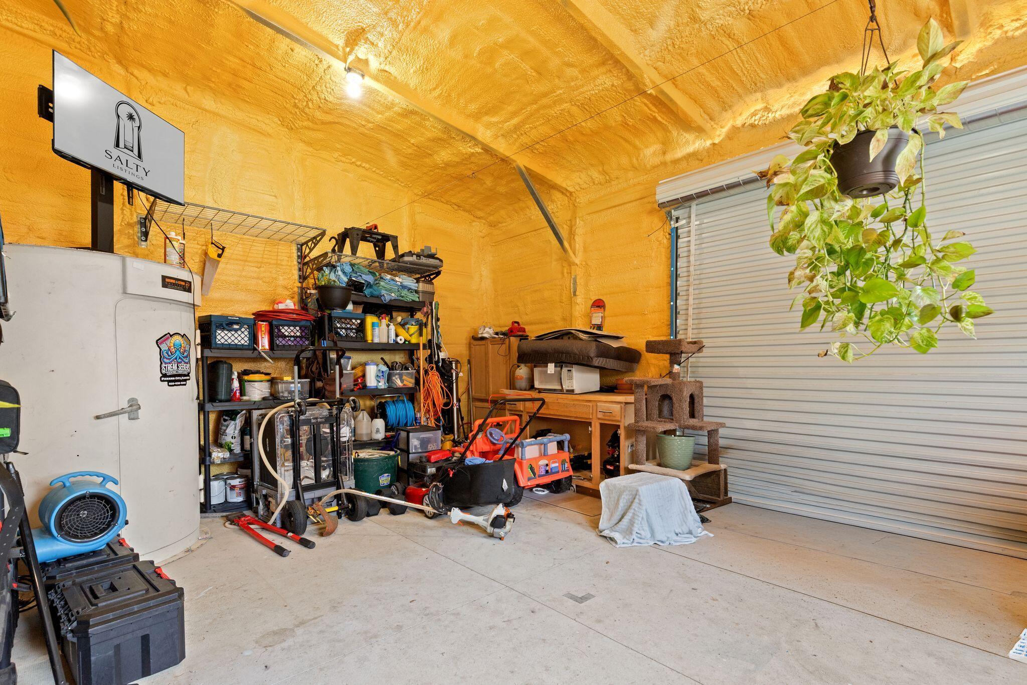 200 N Cove Boulevard