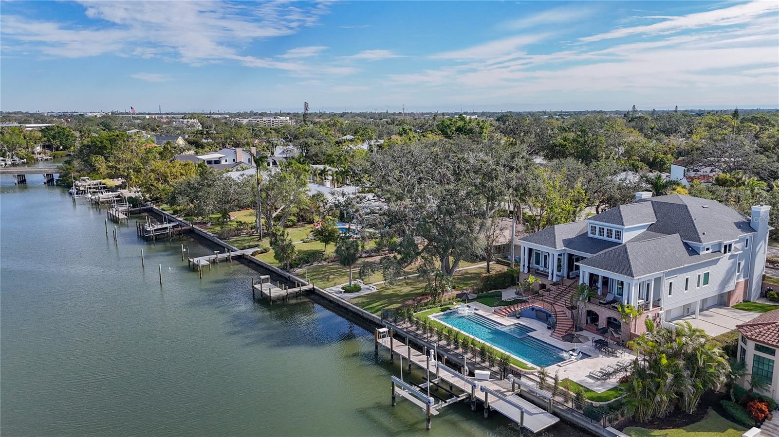 1541 BAY POINT DR