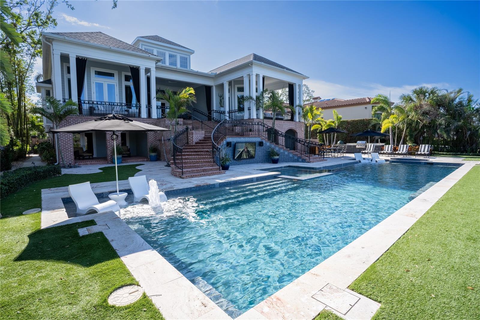 1541 BAY POINT DR