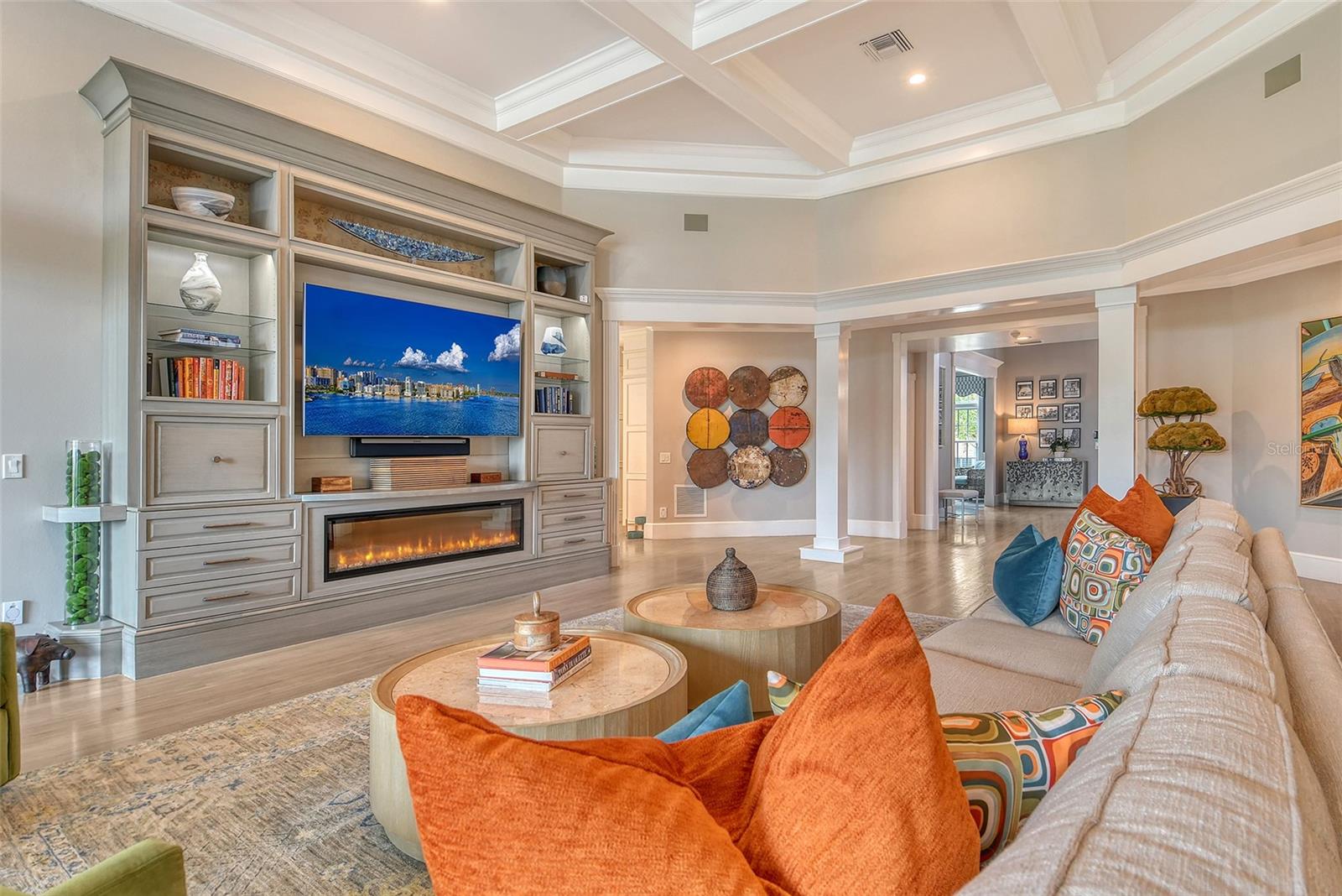 1541 BAY POINT DR