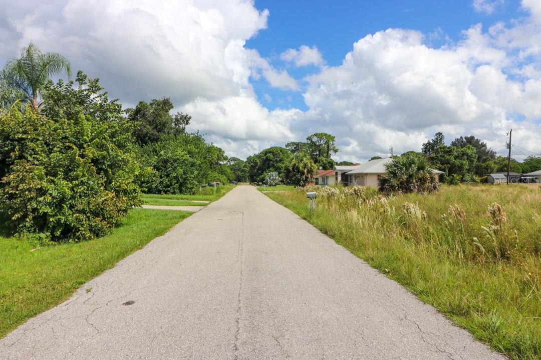 VENETIA LOT33 AVENUE