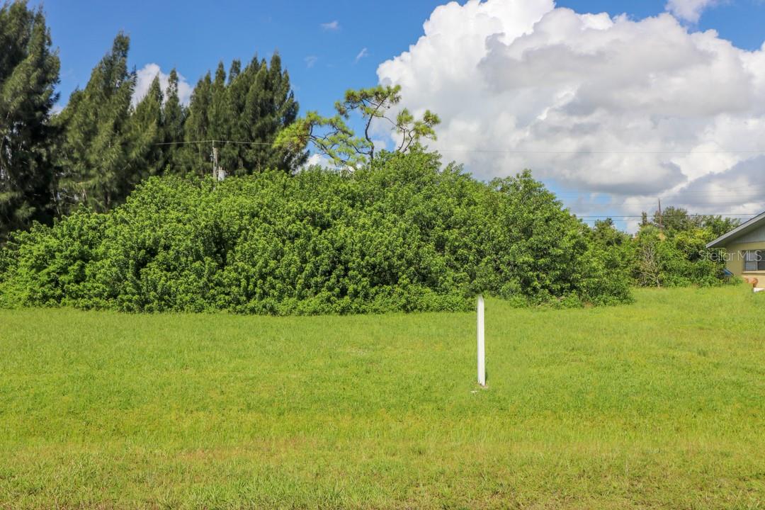VENETIA LOT33 AVENUE