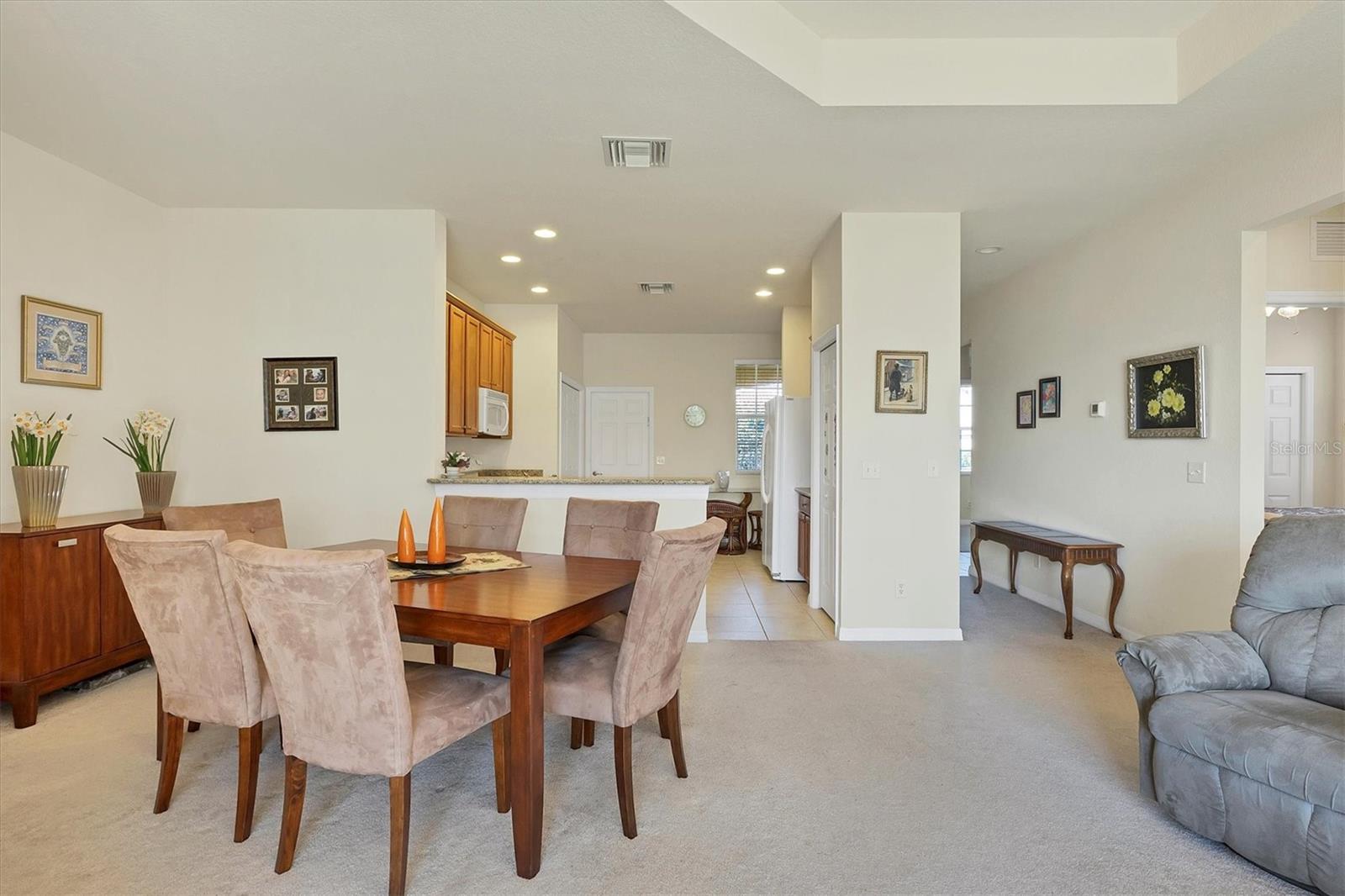 6370 FALCON LAIR DR