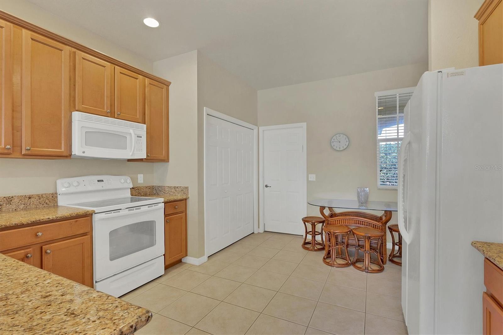 6370 FALCON LAIR DR