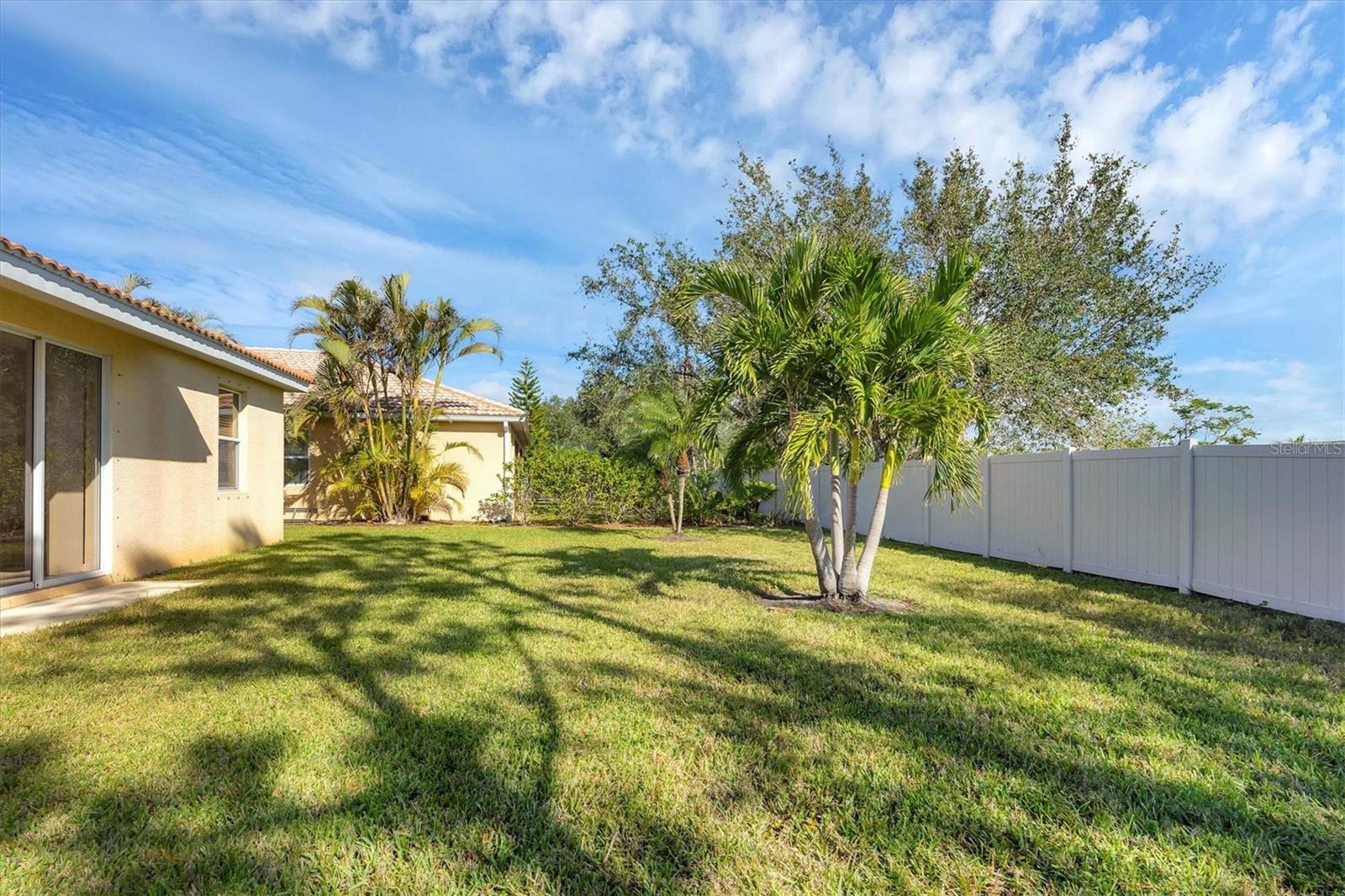 6370 FALCON LAIR DR