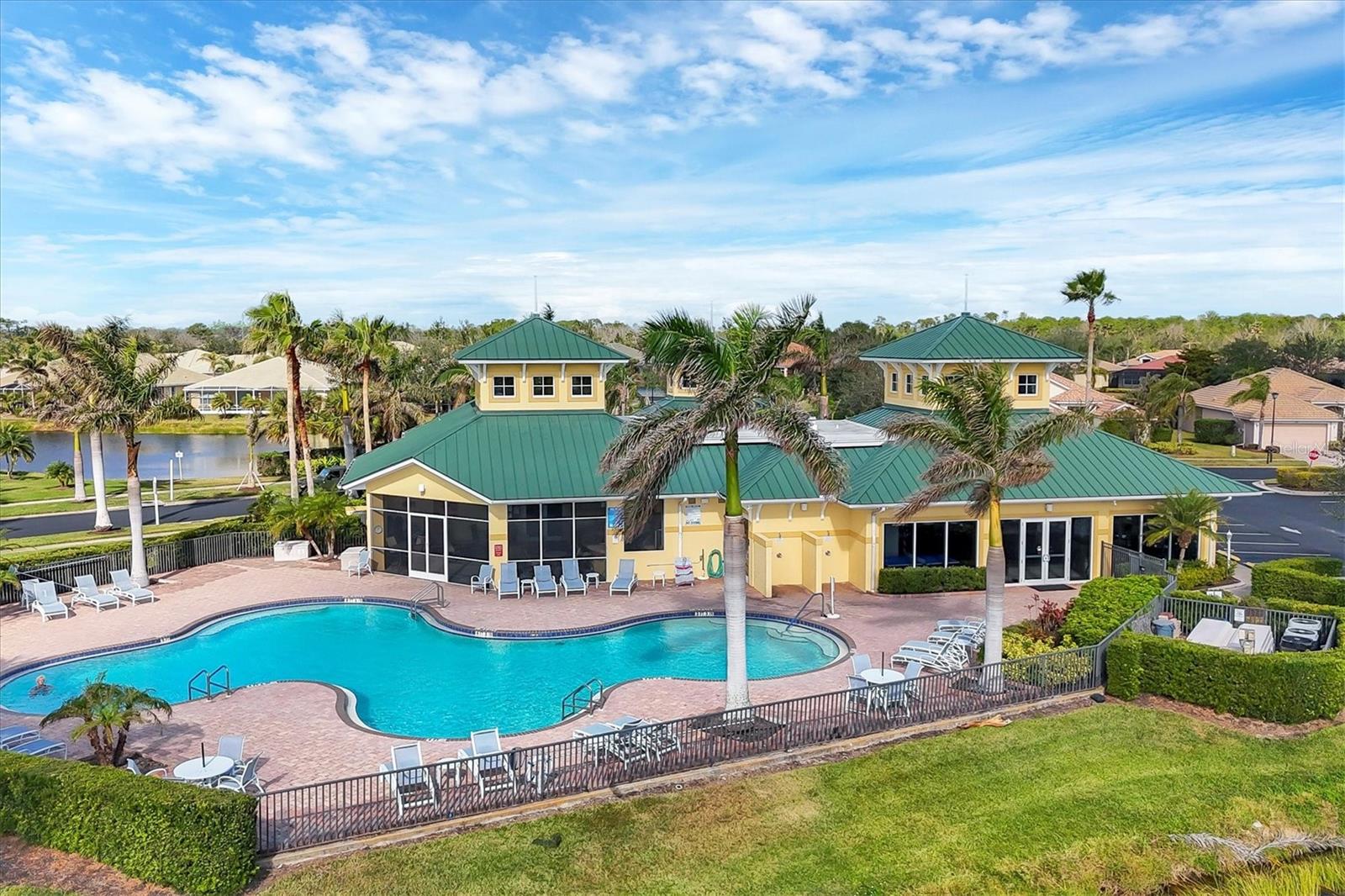 6370 FALCON LAIR DR