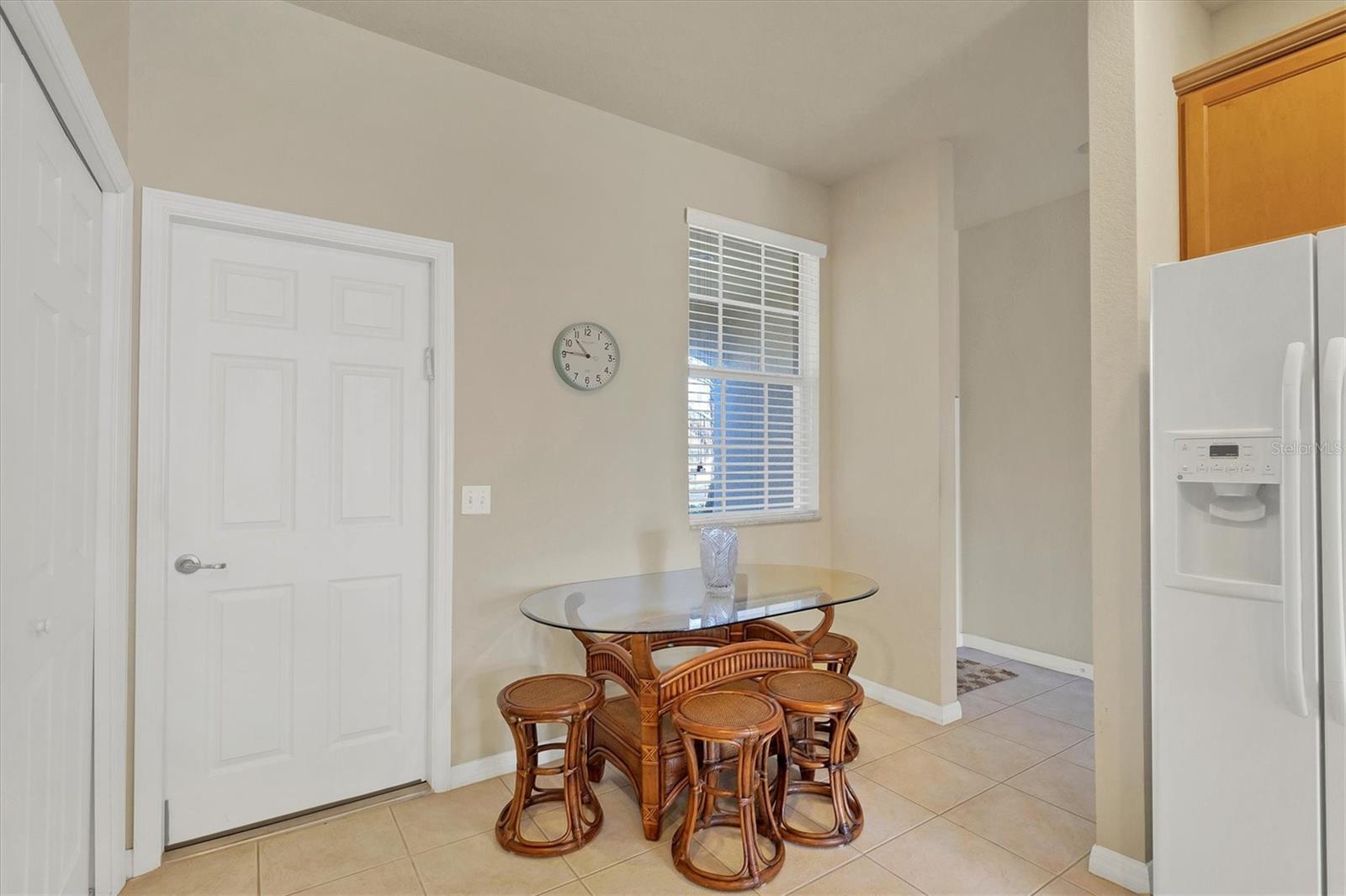 6370 FALCON LAIR DR