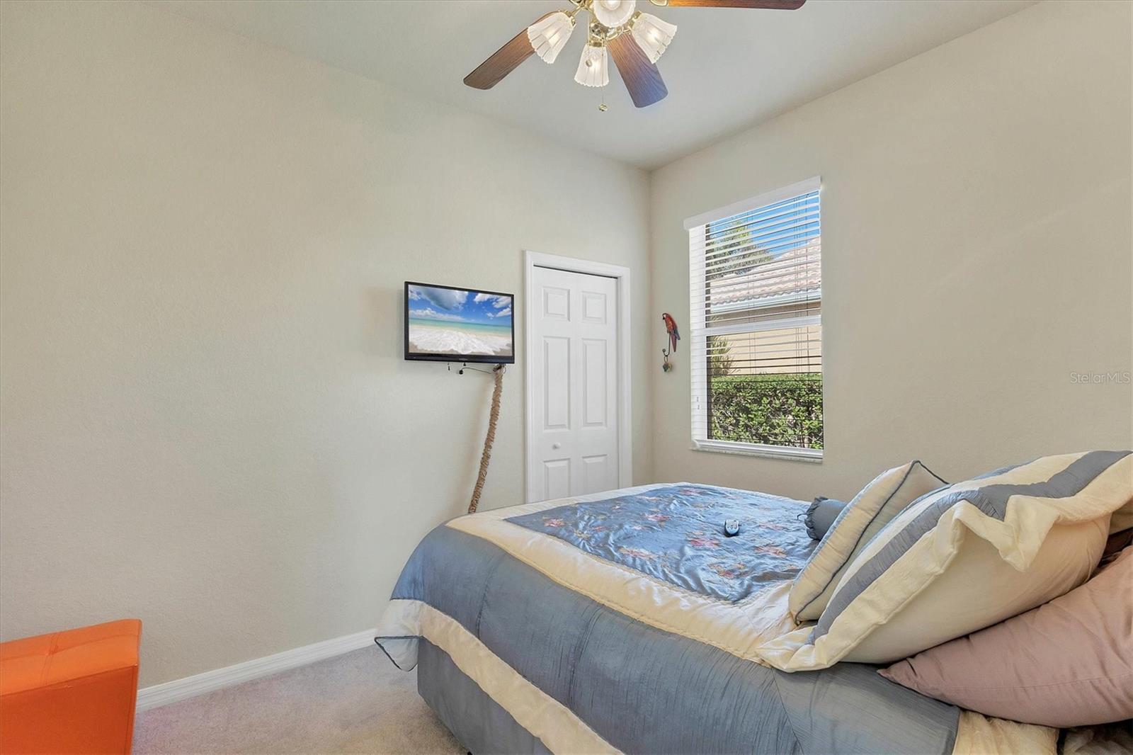 6370 FALCON LAIR DR