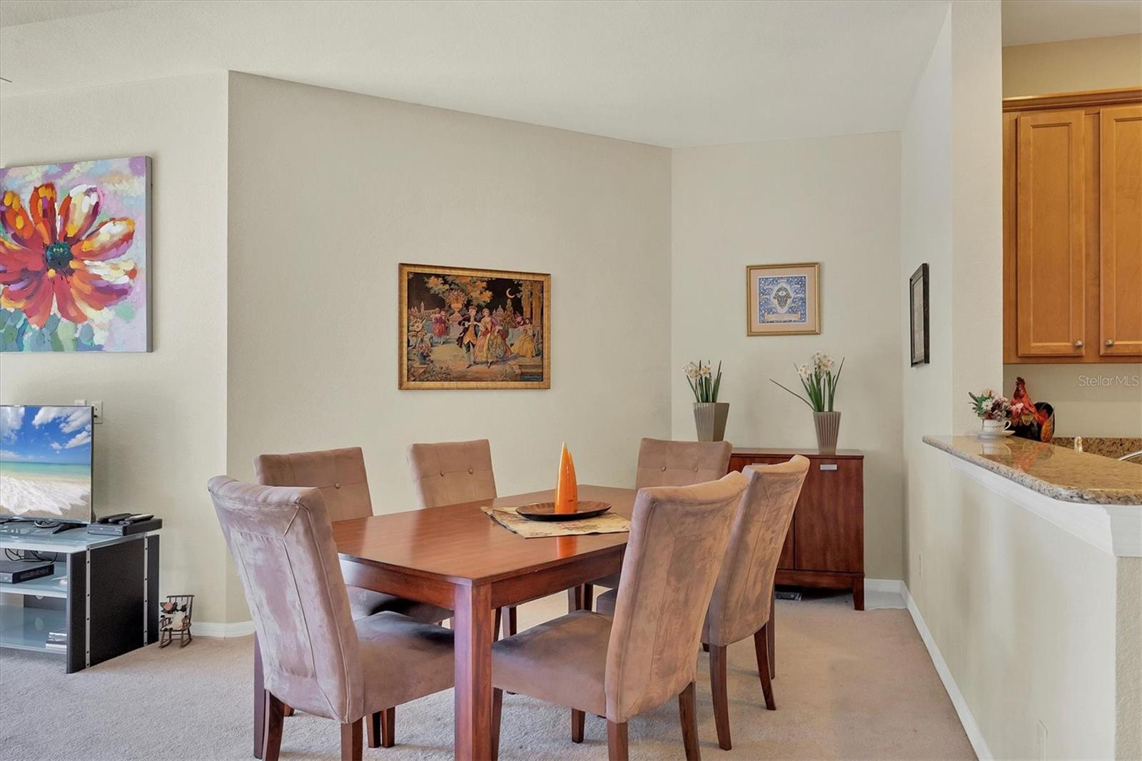 6370 FALCON LAIR DR