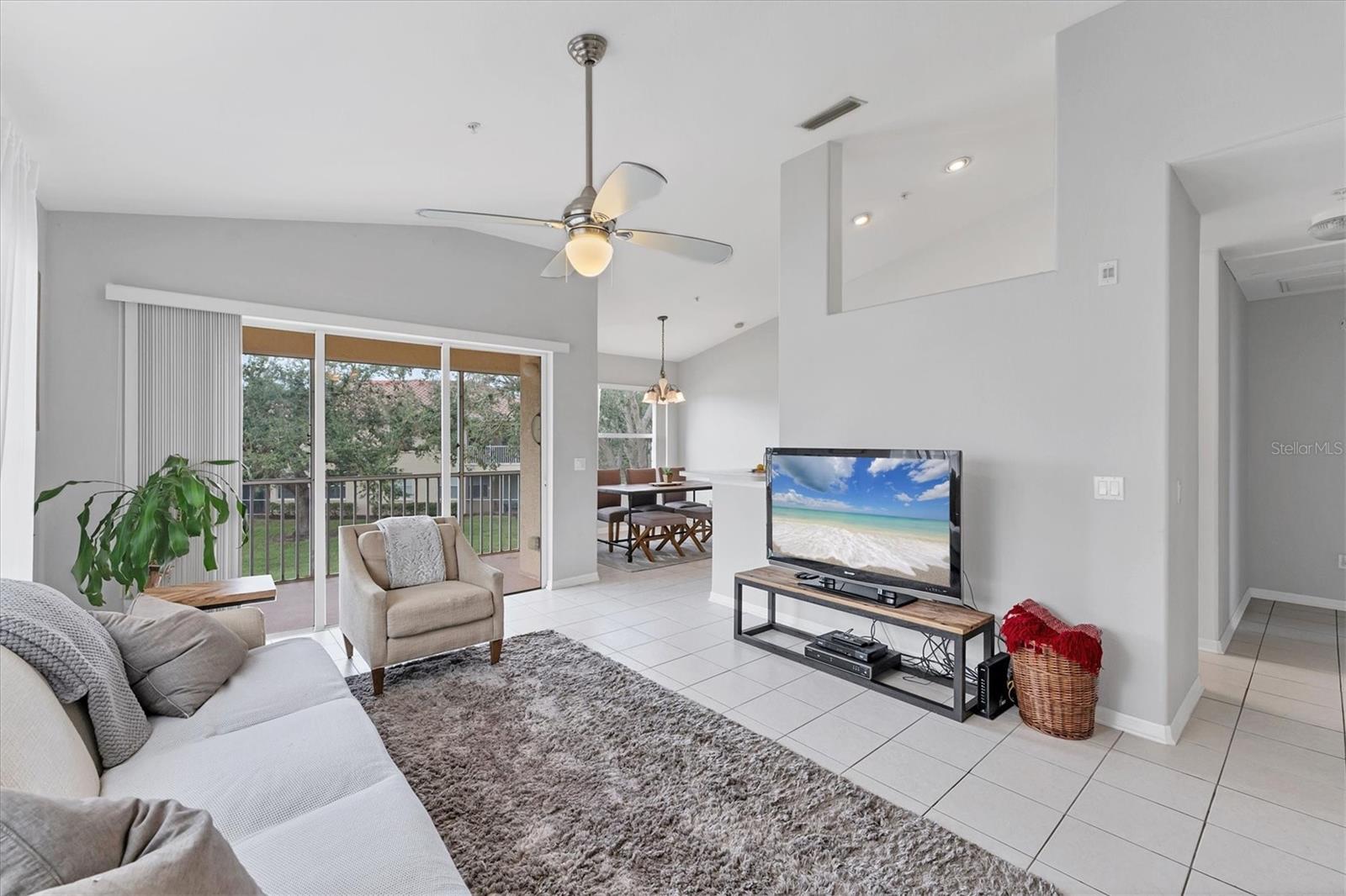 4433 CORSO VENETIA BLVD #C18