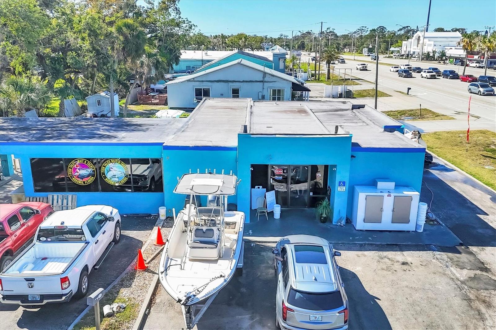 101 S TAMIAMI TRL S