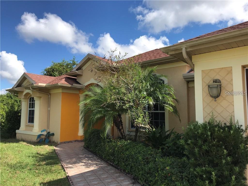 1424 S CRANBERRY BLVD