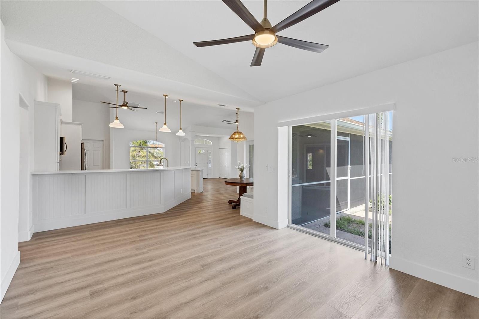 381 LA PLAYA LN