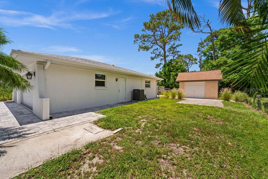 1024 HORIZON RD