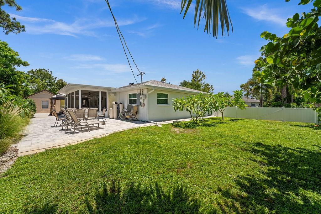 1024 HORIZON RD