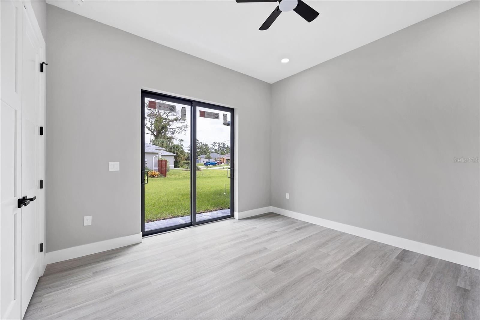 1667 RUSSELLVILLE ST