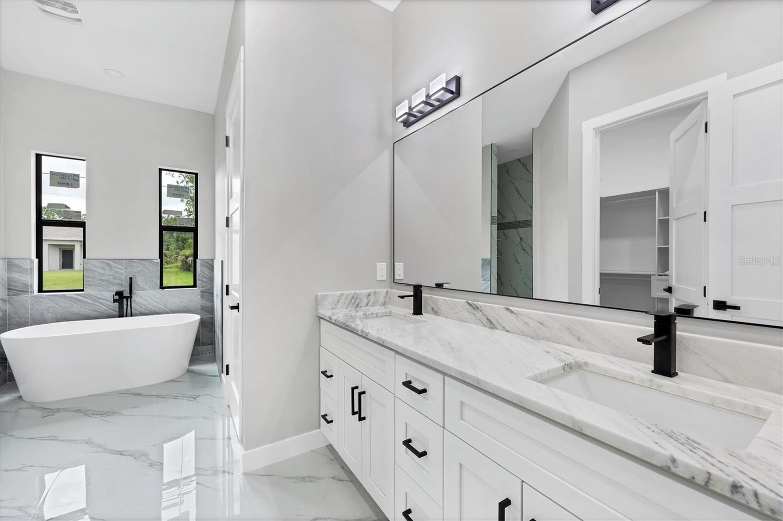 1667 RUSSELLVILLE ST