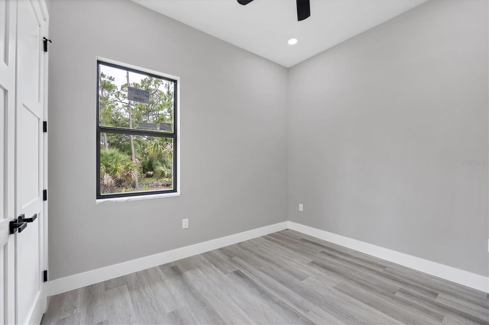 1667 RUSSELLVILLE ST