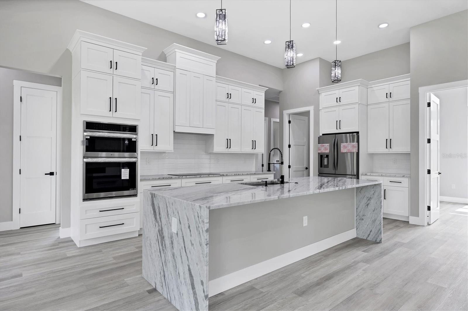 1667 RUSSELLVILLE ST