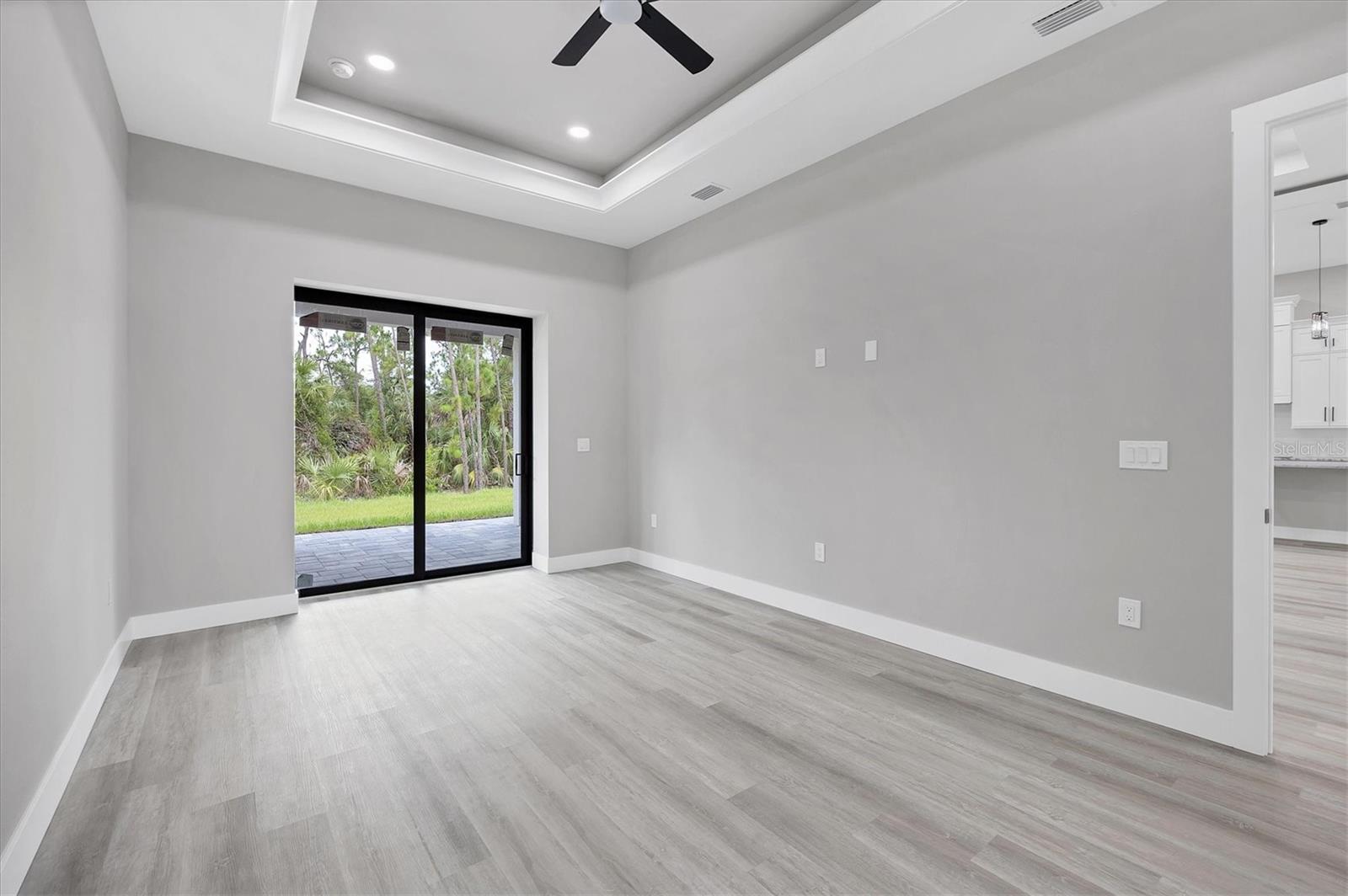 1667 RUSSELLVILLE ST