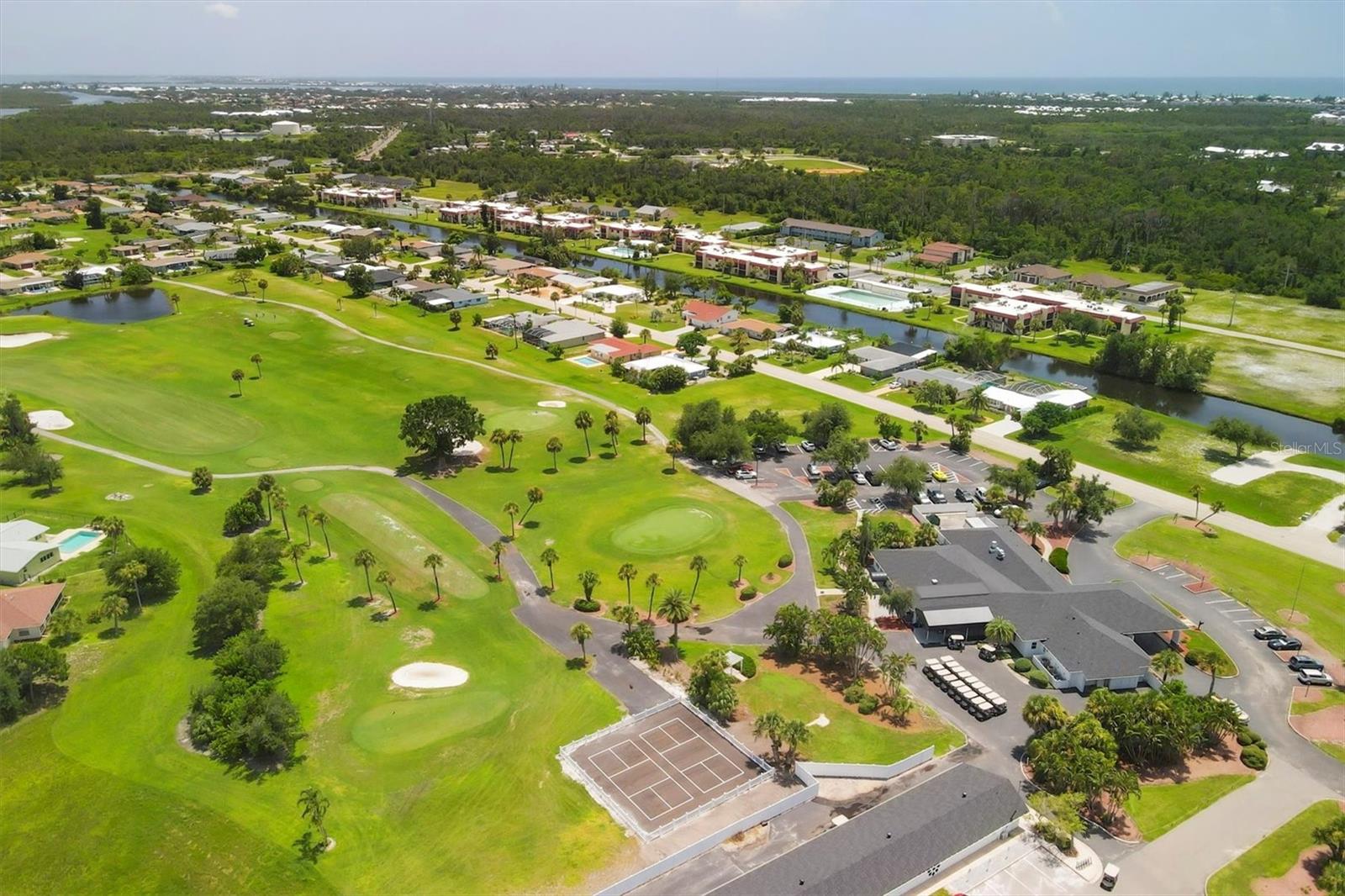 75 MEDALIST RD