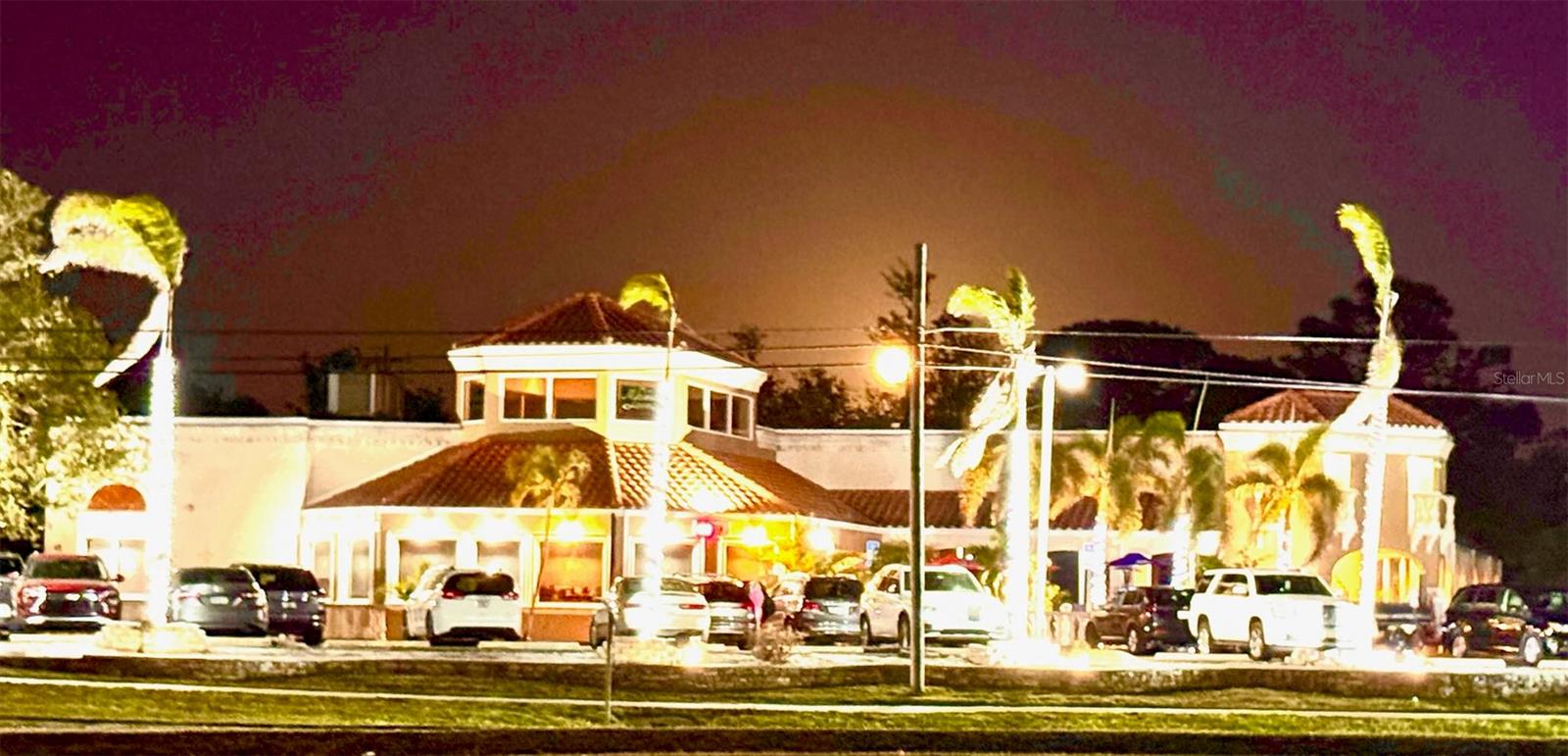 N TAMIAMI TRAIL