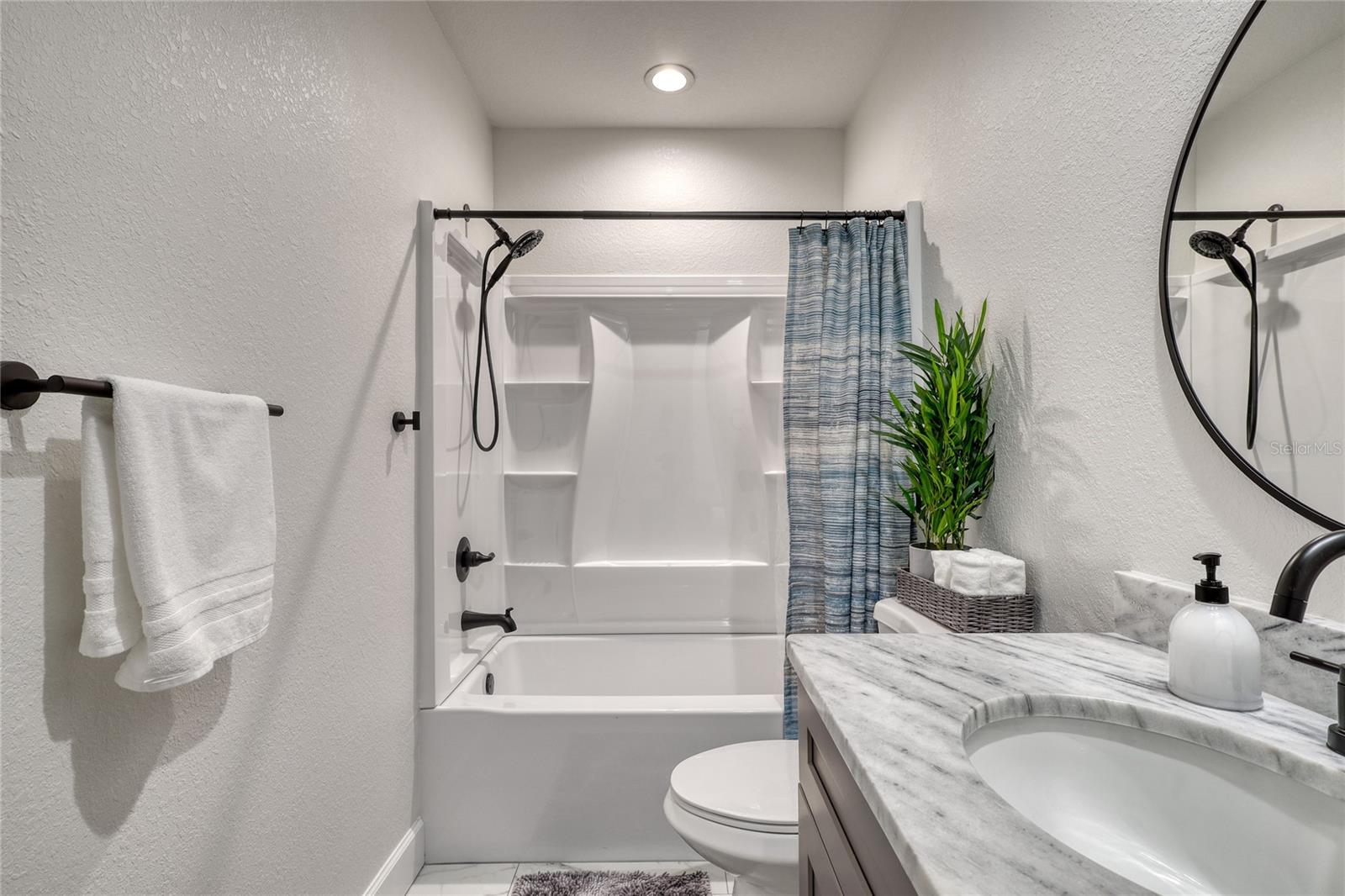 9458-9460 TACOMA AVE