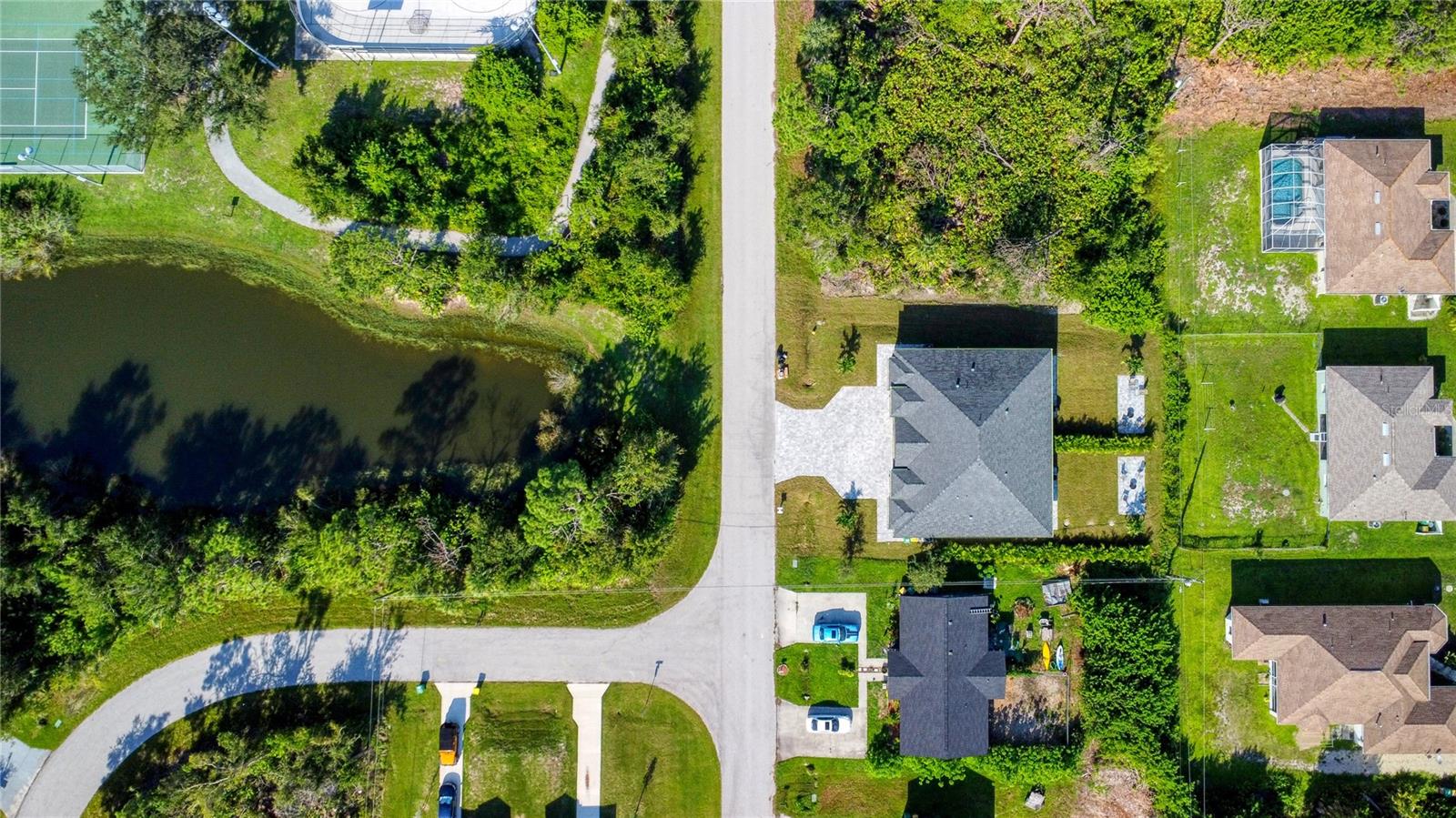 9458-9460 TACOMA AVE