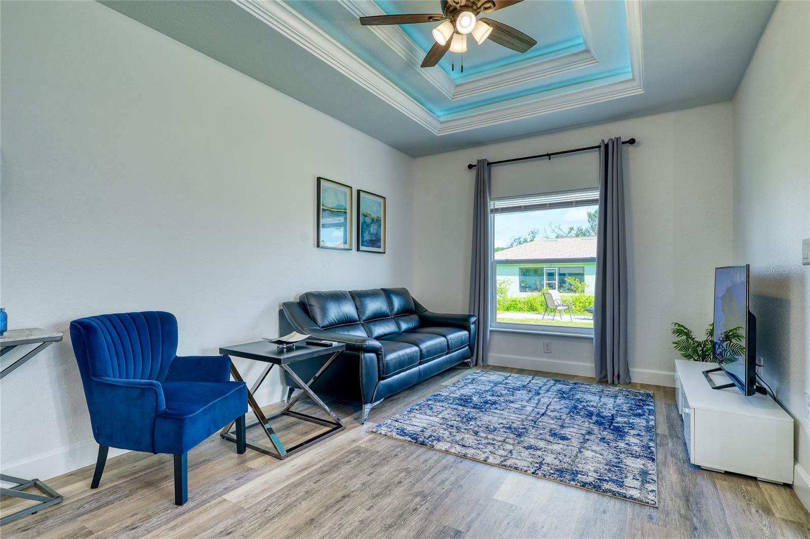 9458-9460 TACOMA AVE