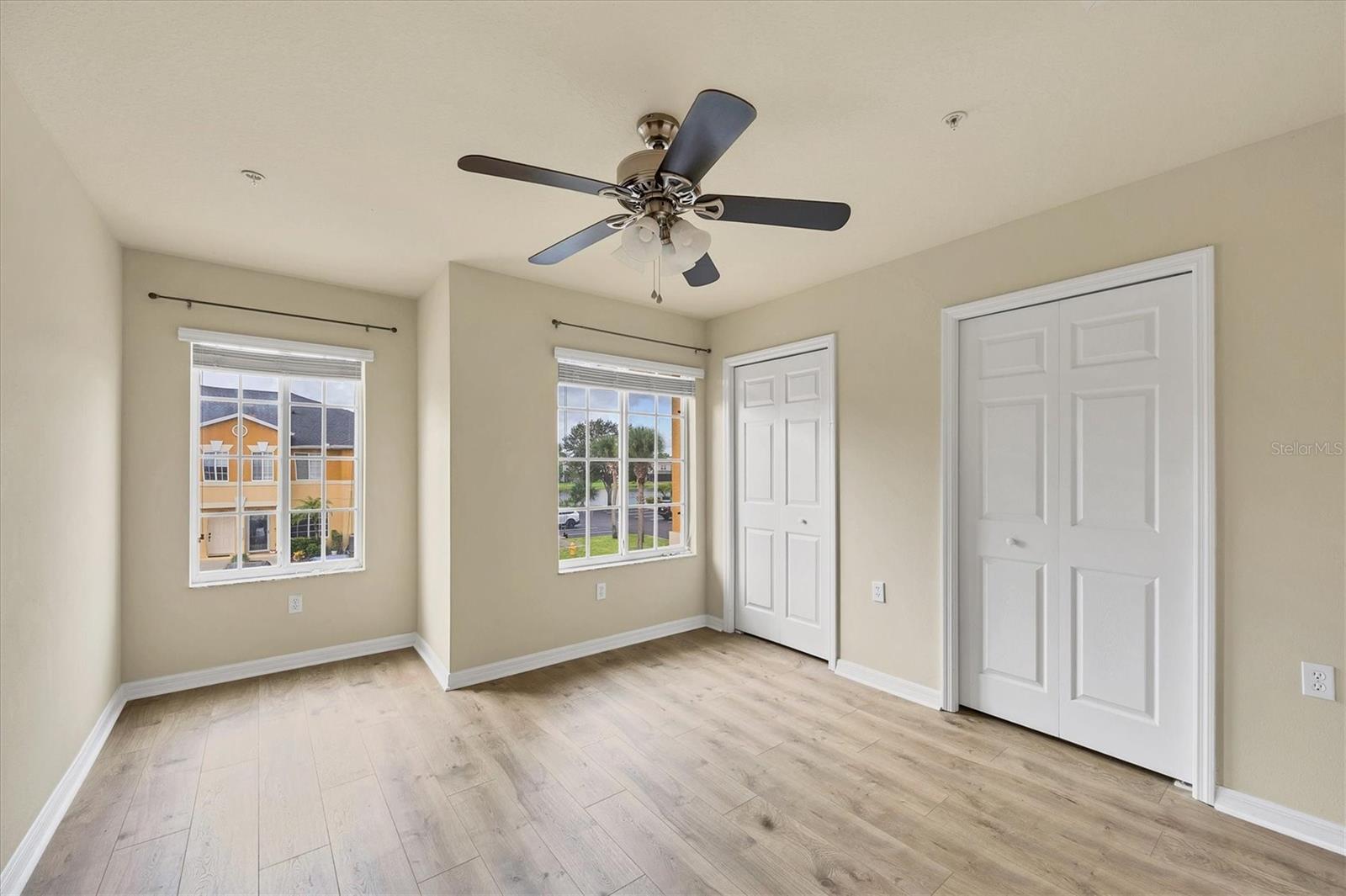 12950 TIGERS EYE DR