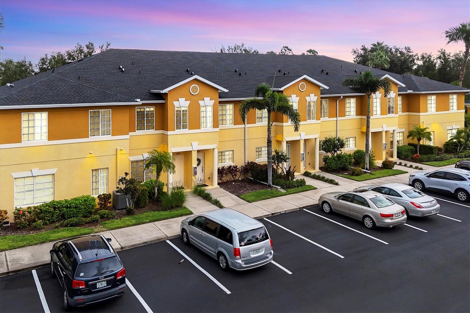 12950 TIGERS EYE DR