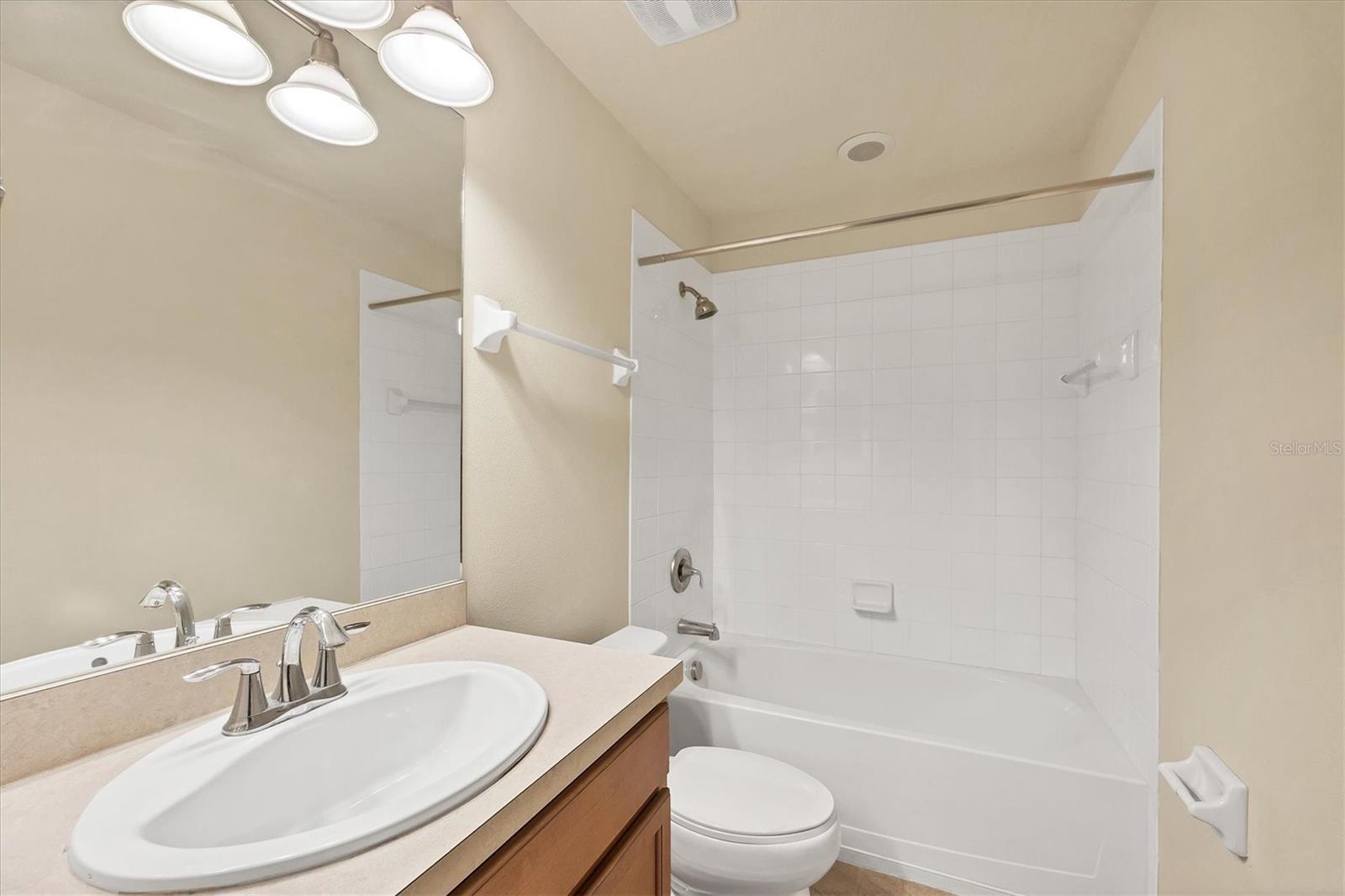 12950 TIGERS EYE DR