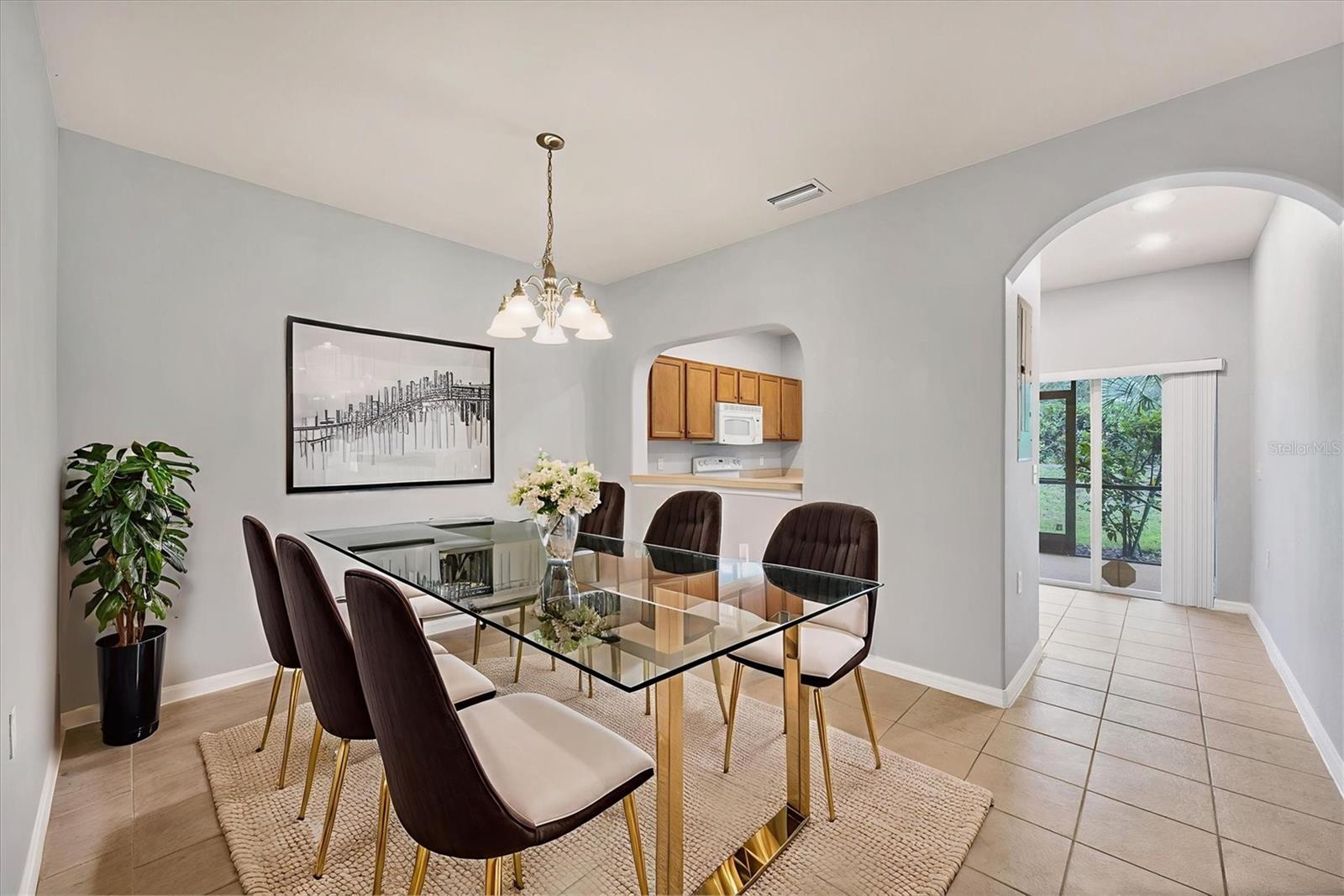 12950 TIGERS EYE DR