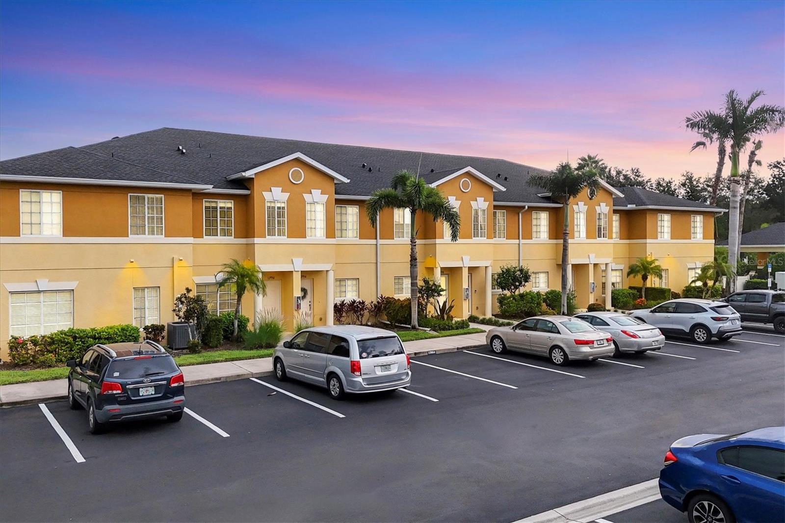 12950 TIGERS EYE DR
