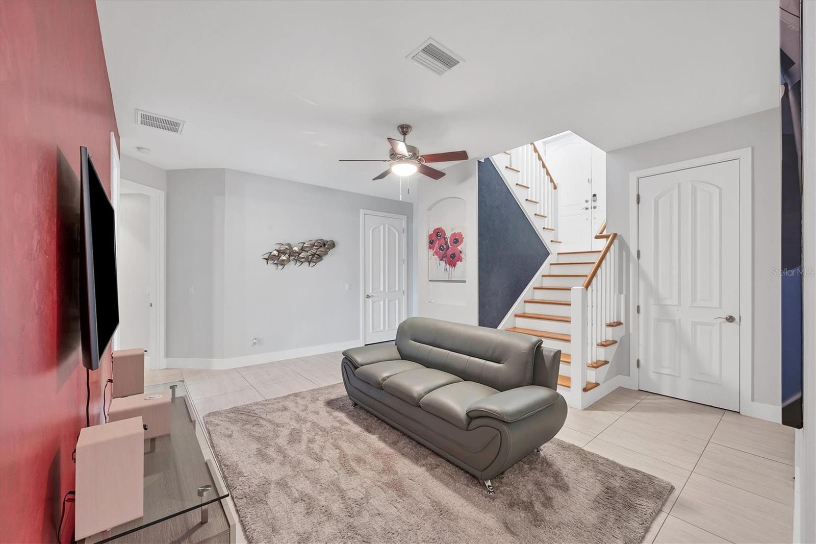 8057 WEYERS CT