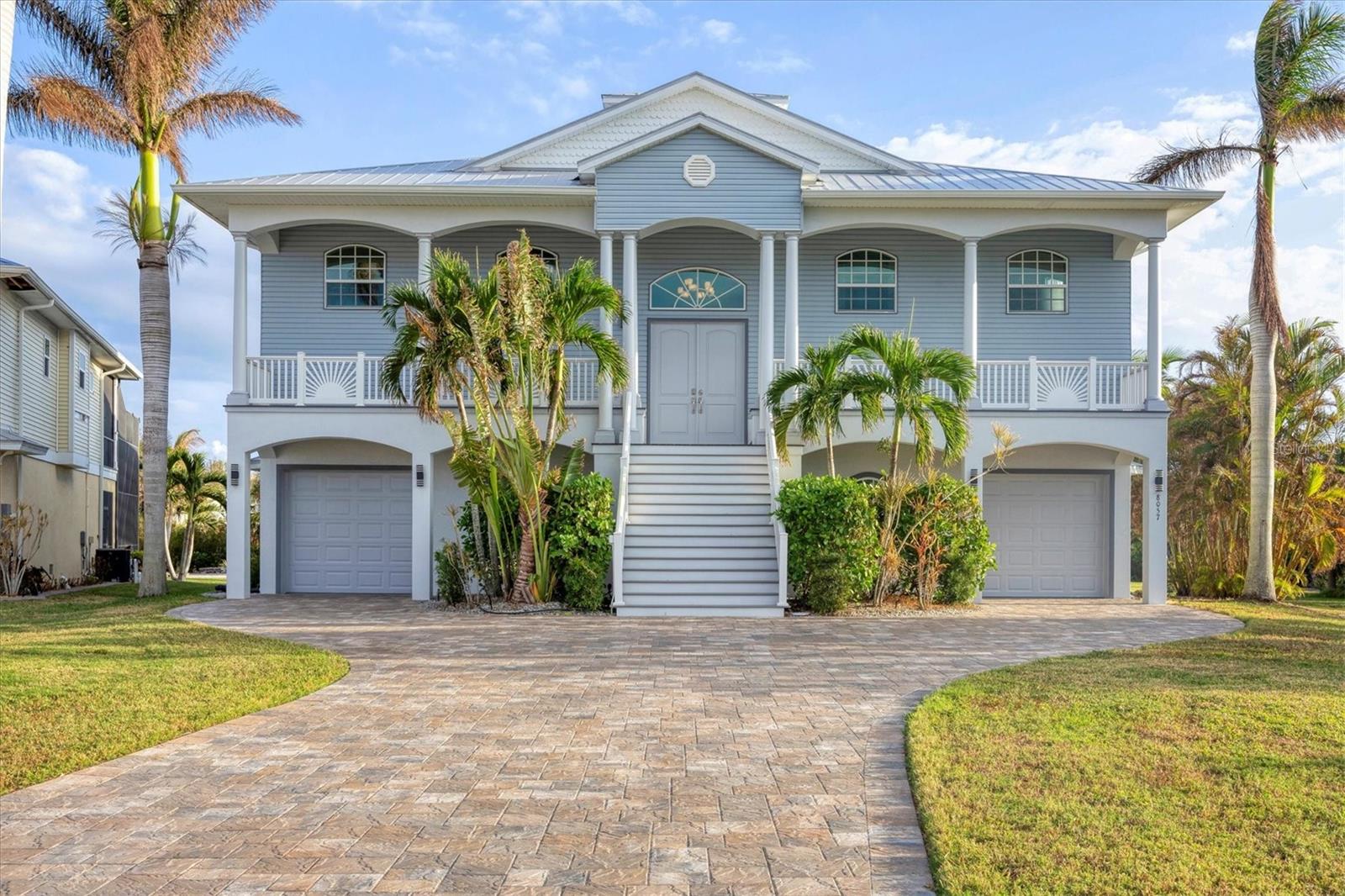 8057 WEYERS CT