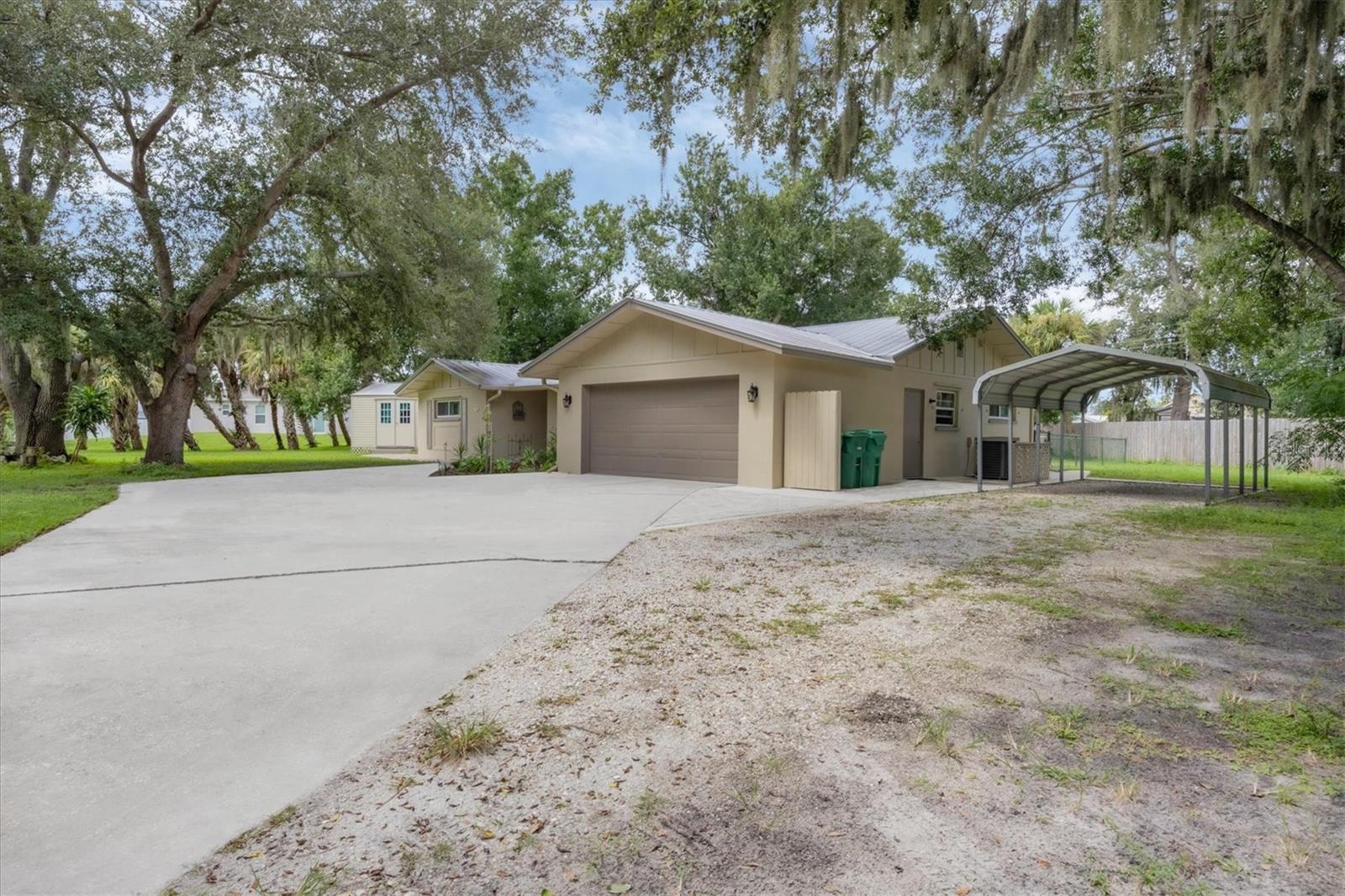 336 TIMBRUCE LN NW