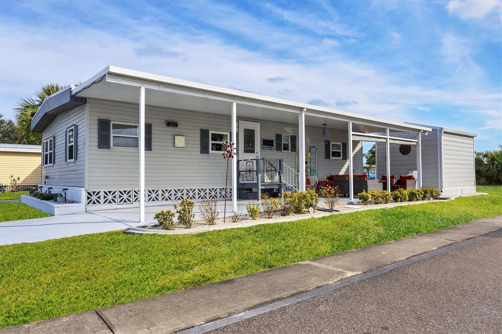 6401 FLORAL CT