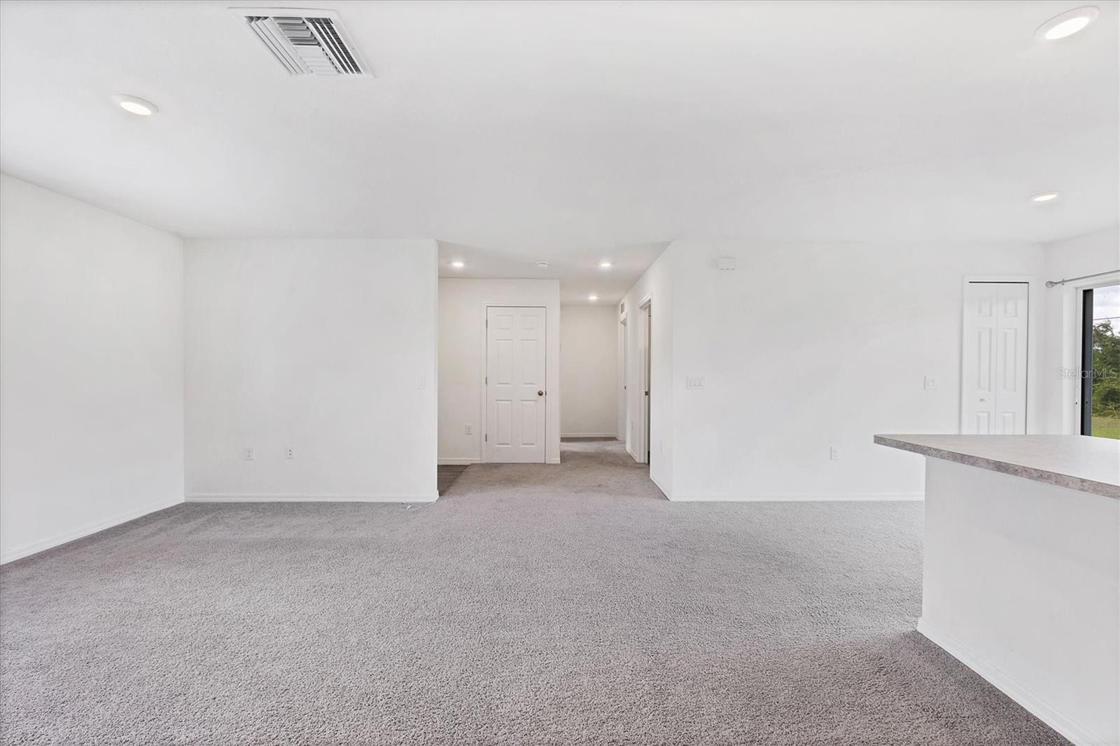 8444 OCTAVIUS AVE