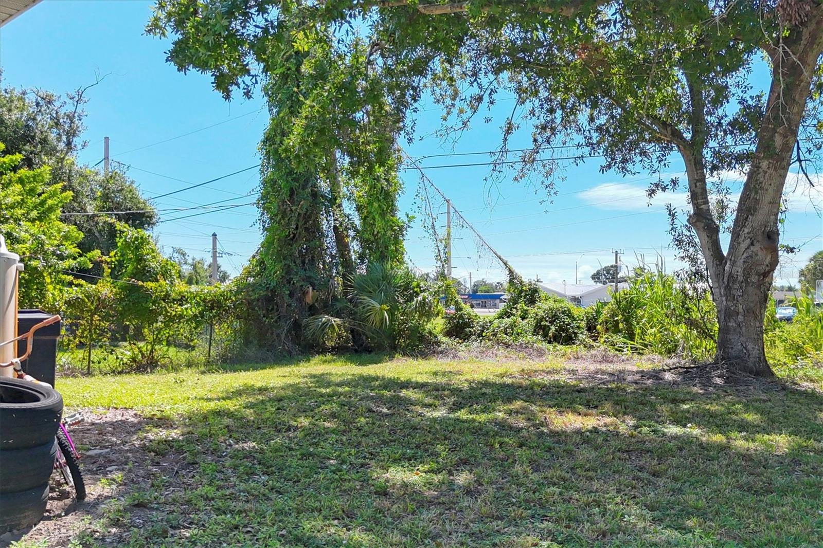 2210,2212,2214 PARK RD