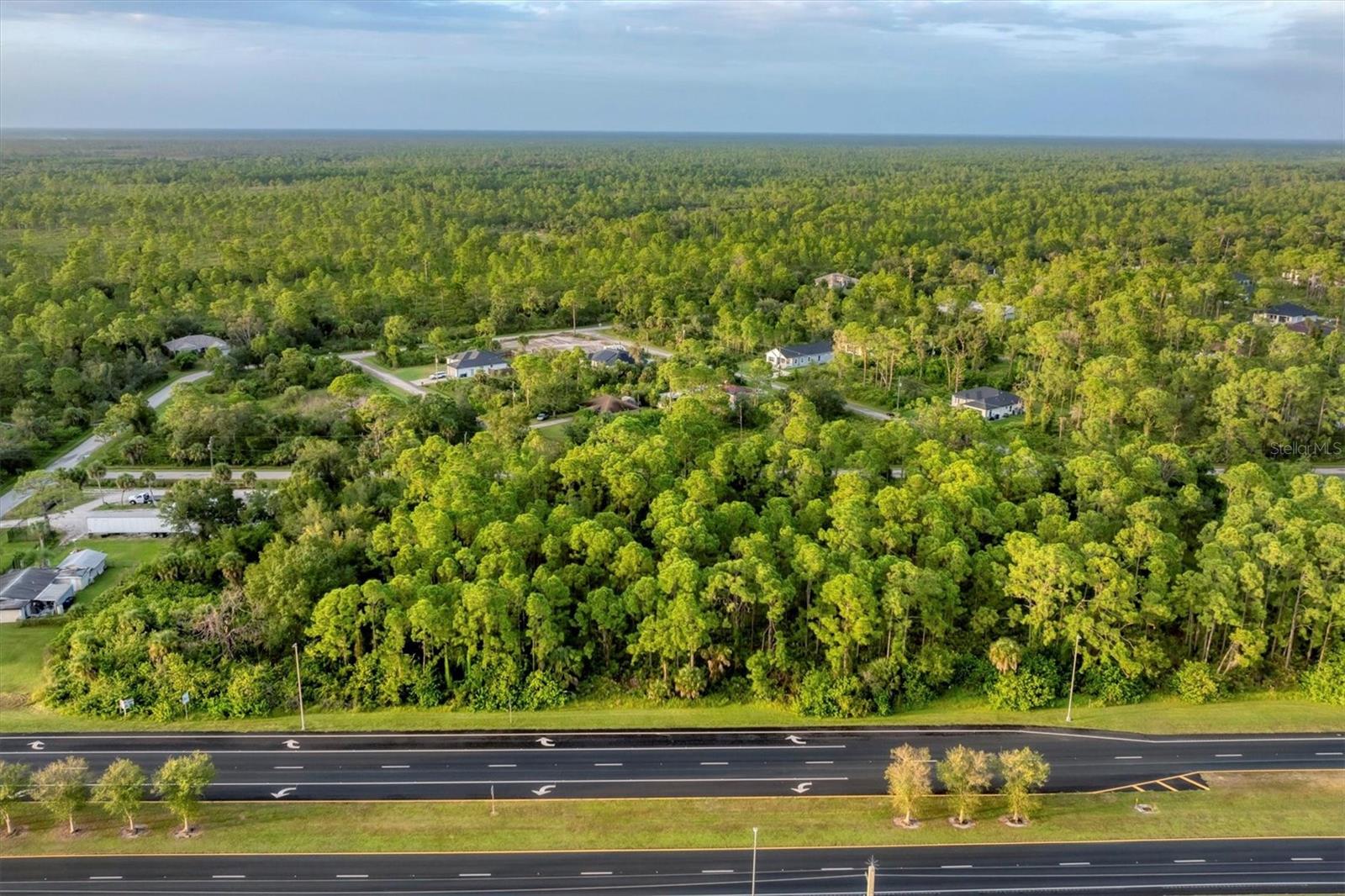 11201 TAMIAMI TRL S