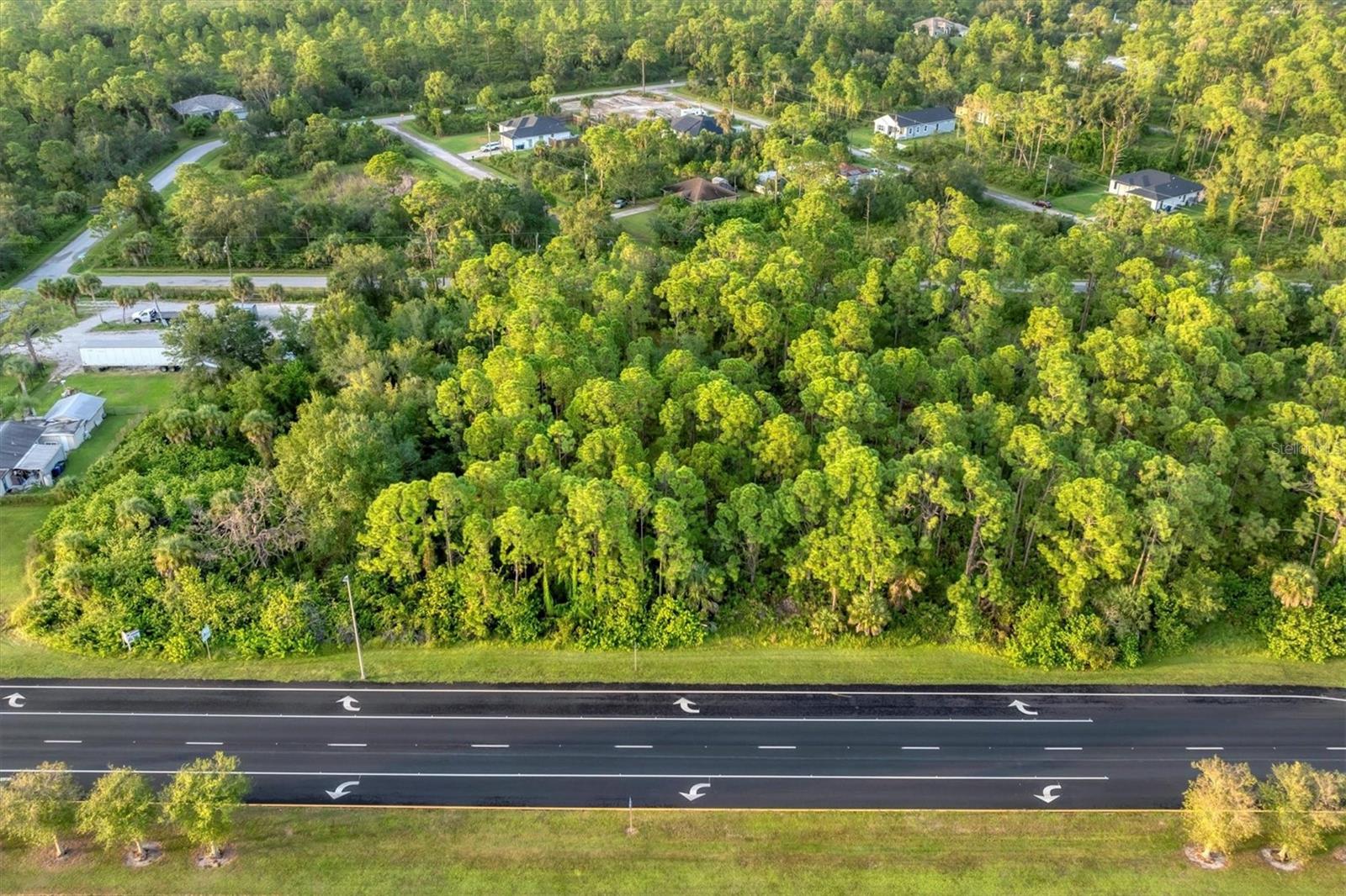 11201 TAMIAMI TRL S