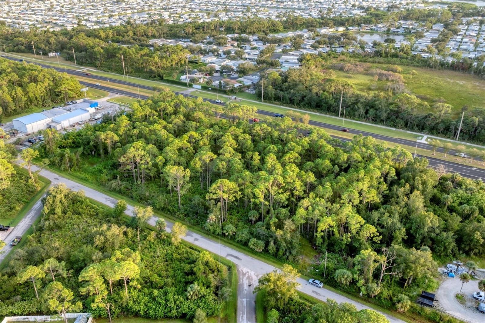 11201 TAMIAMI TRL S