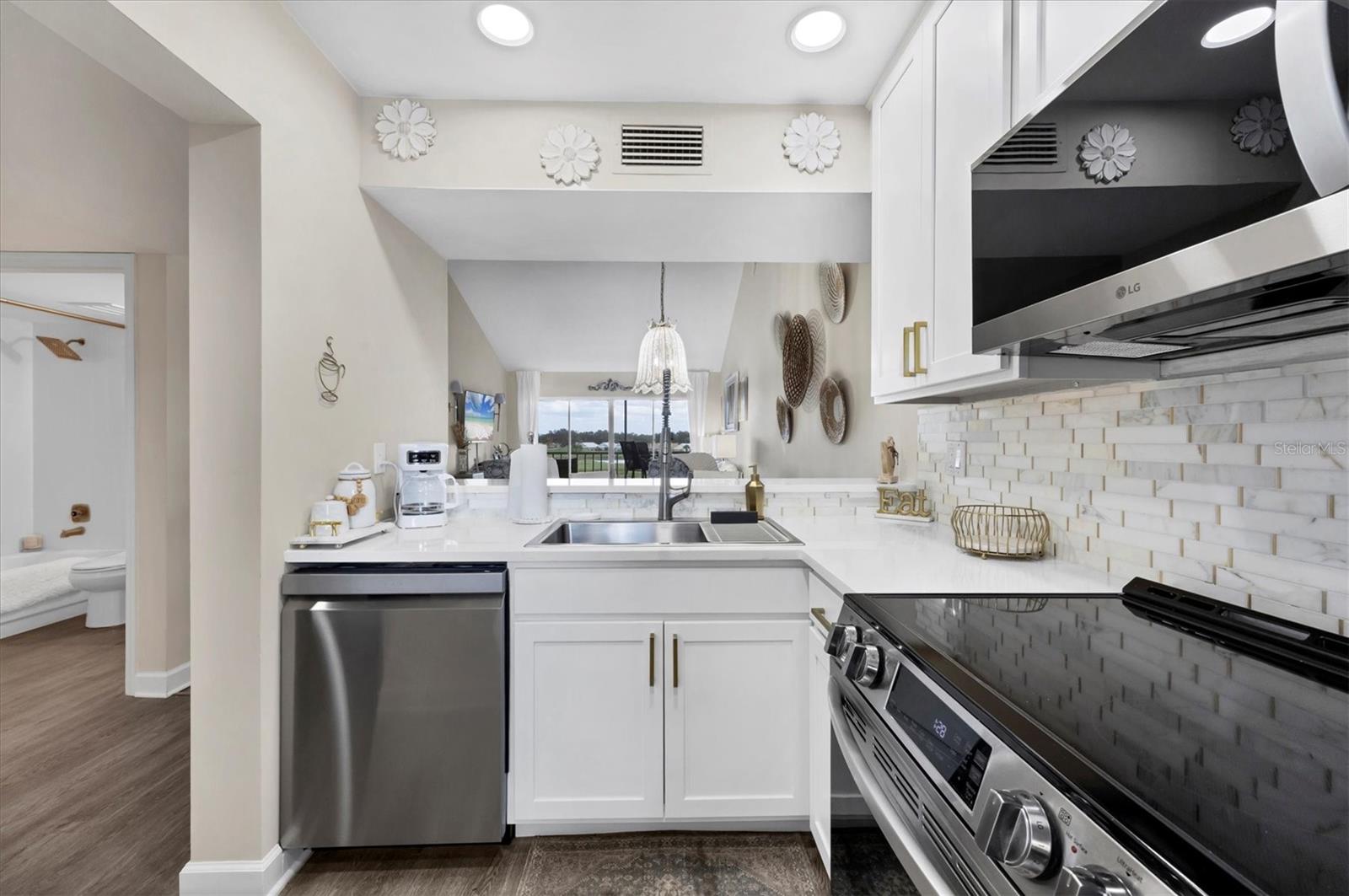 408 CERROMAR CIR S #331