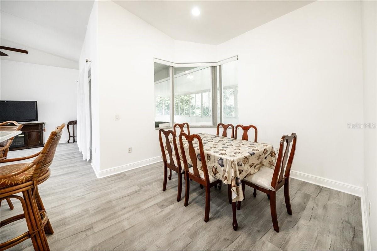 12108 HERNANDO RD